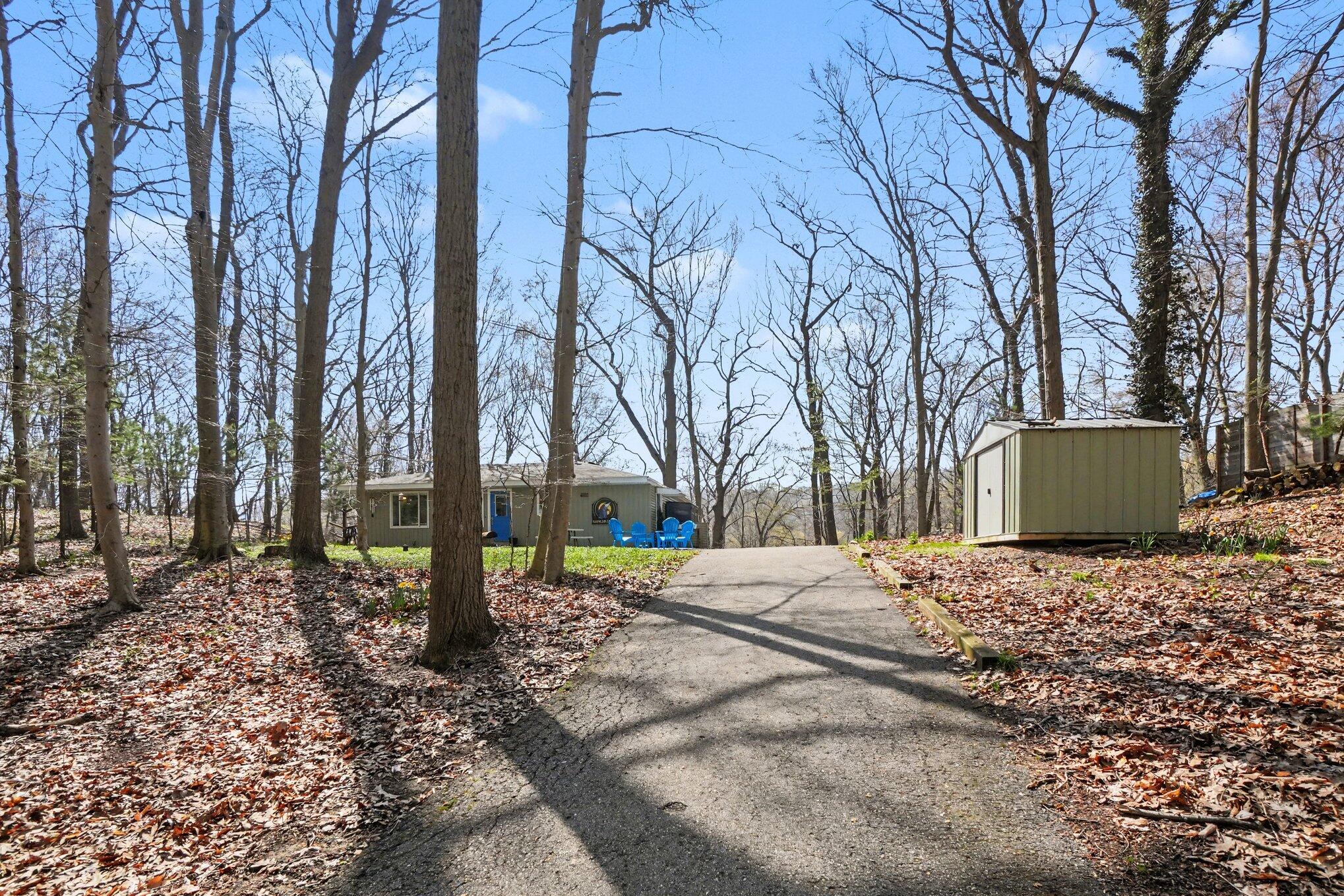 2424 Cardinal Lane