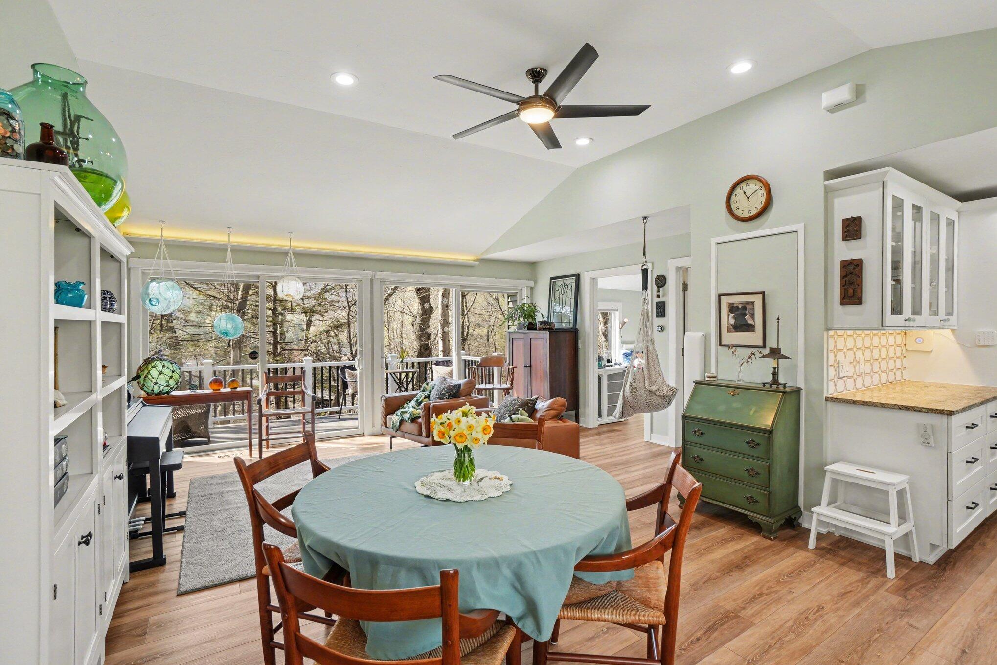 2424 Cardinal Lane