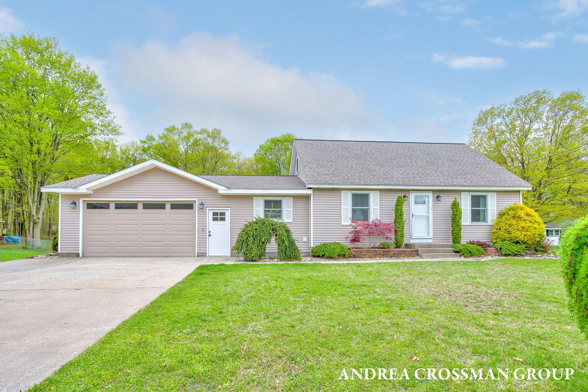 4684 Pine Drive