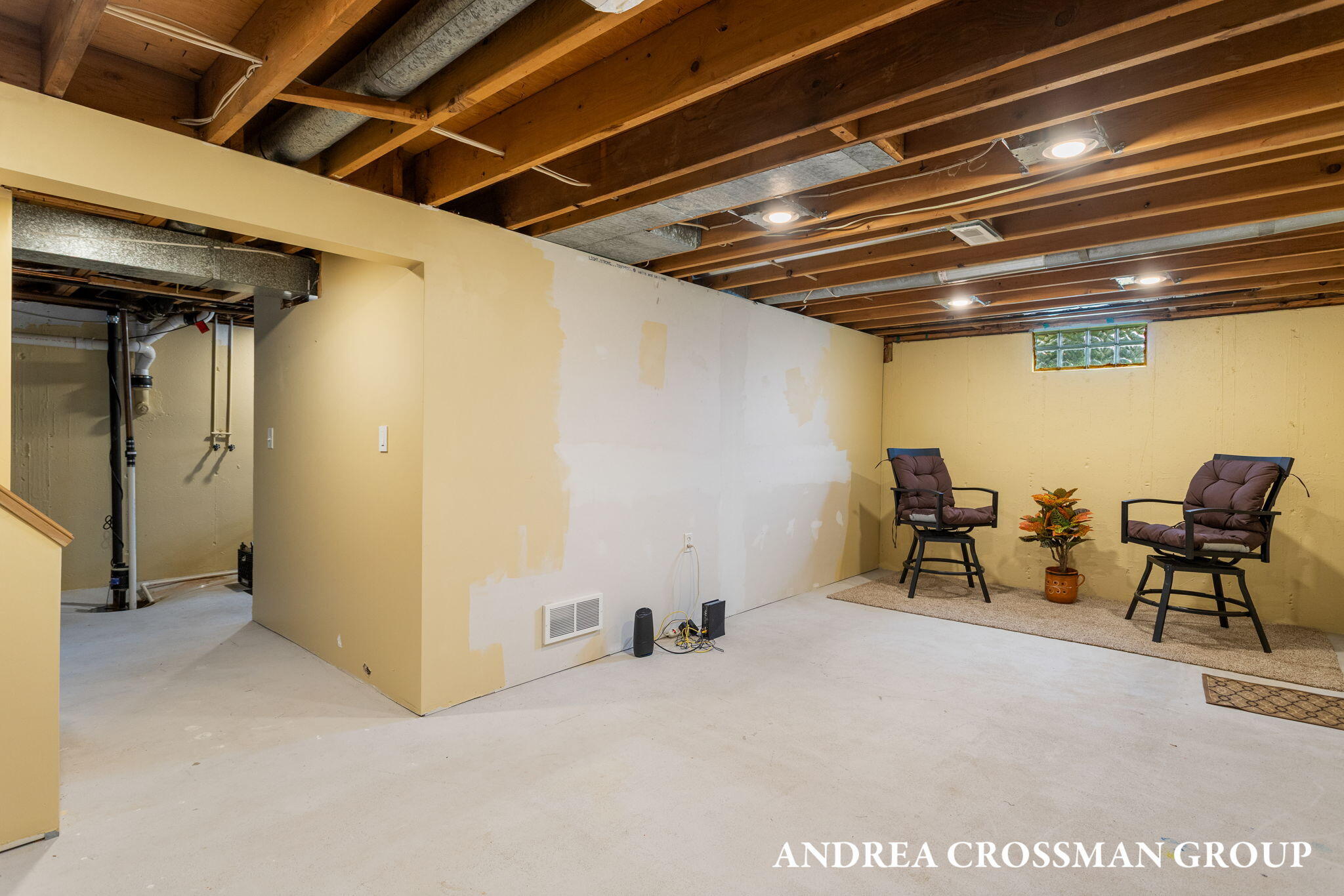 4684 Pine Drive