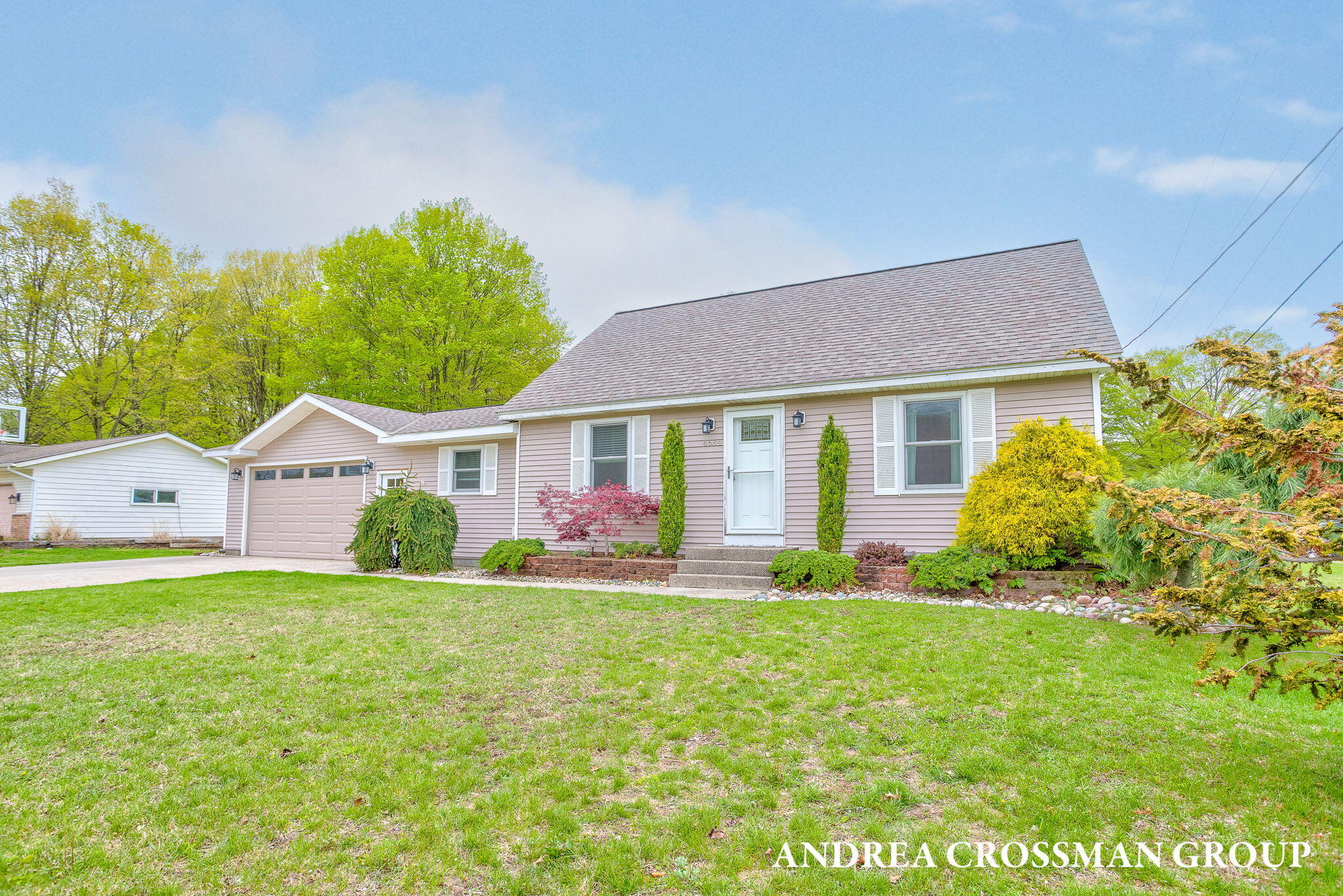 4684 Pine Drive