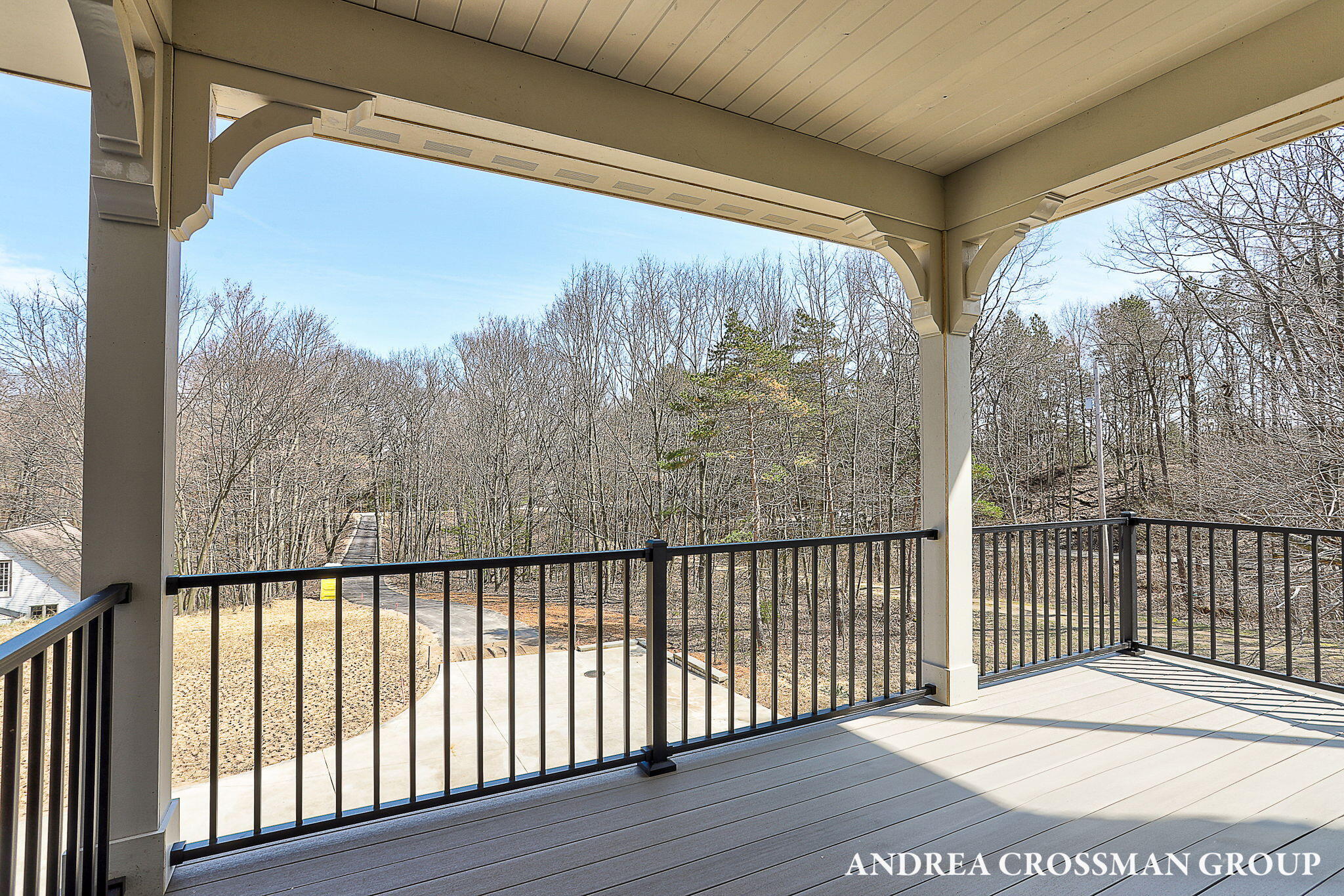 6401 Lakeshore Drive