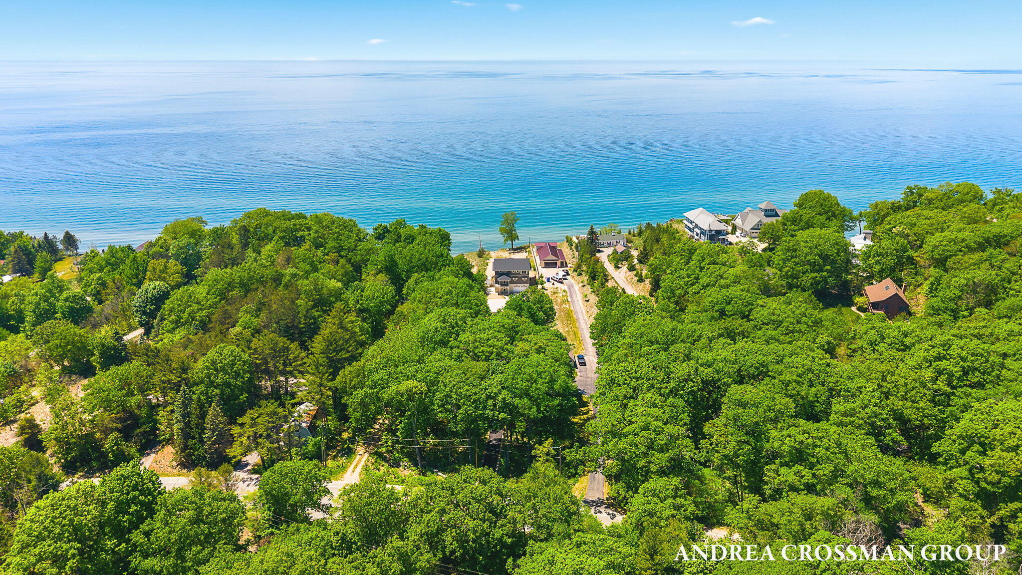 6401 Lakeshore Drive