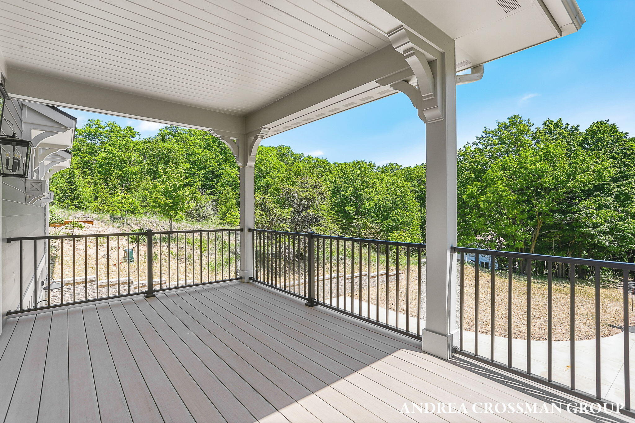 6401 Lakeshore Drive