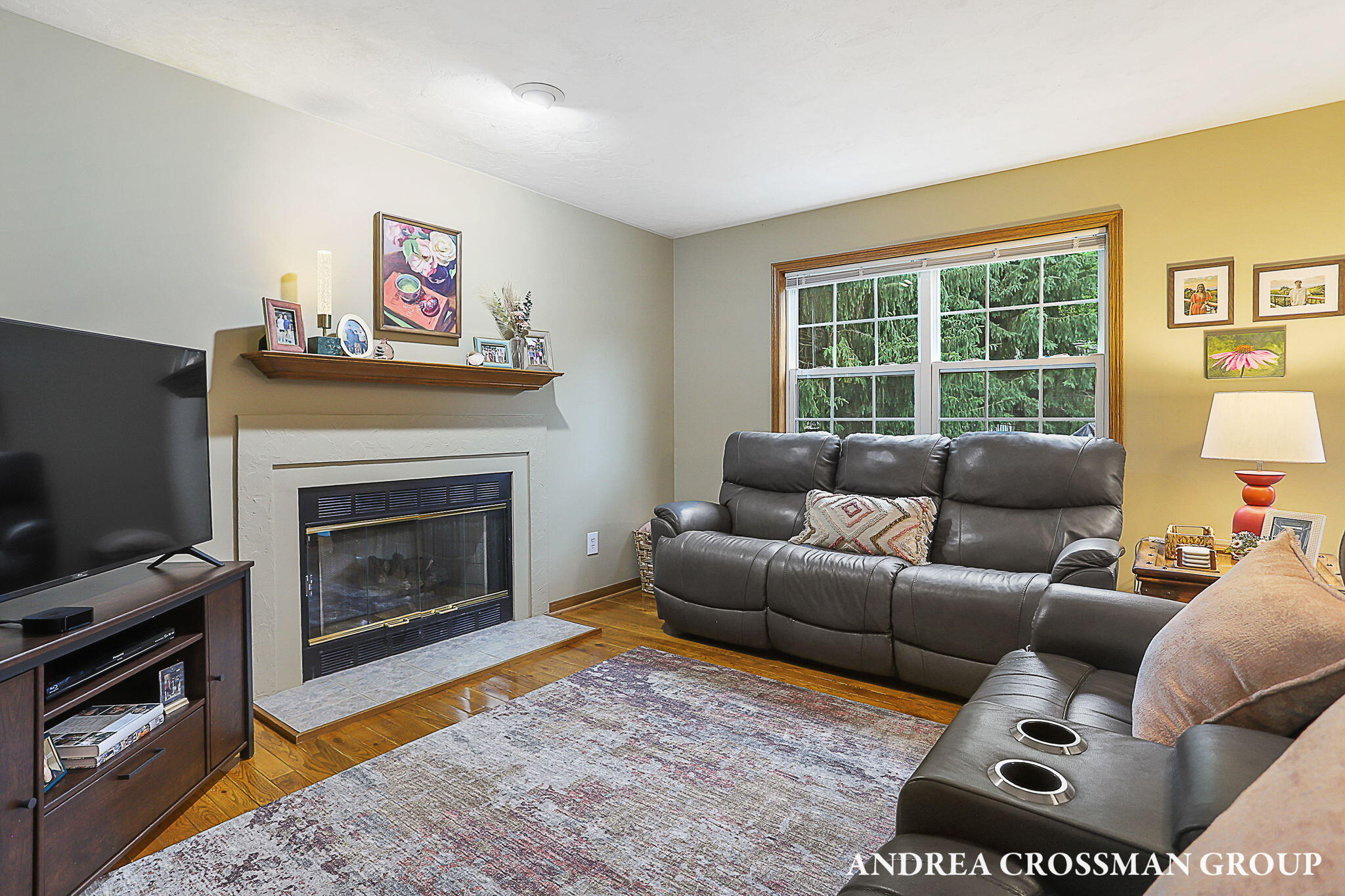 15213 Meadowwood Drive