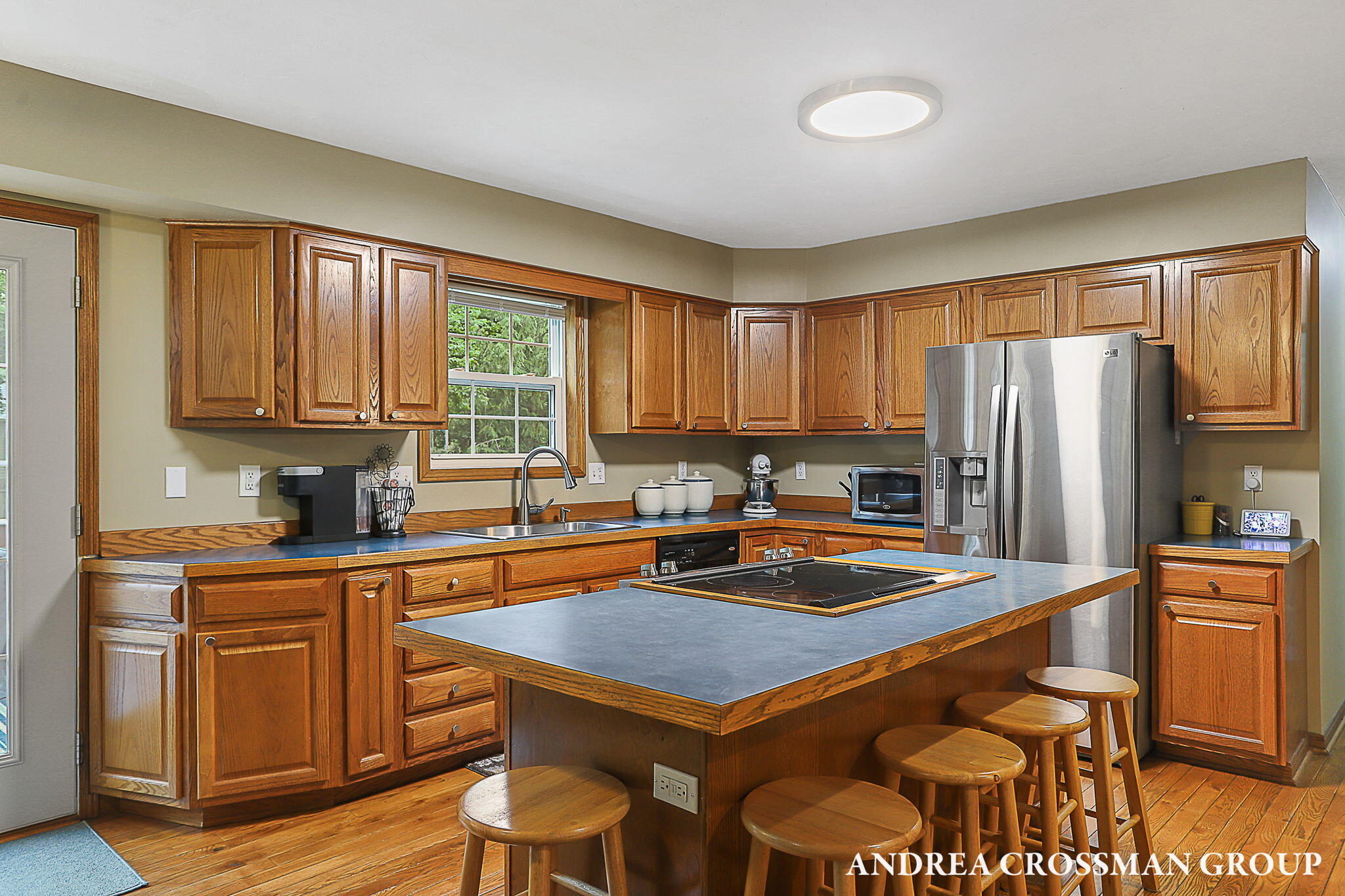 15213 Meadowwood Drive