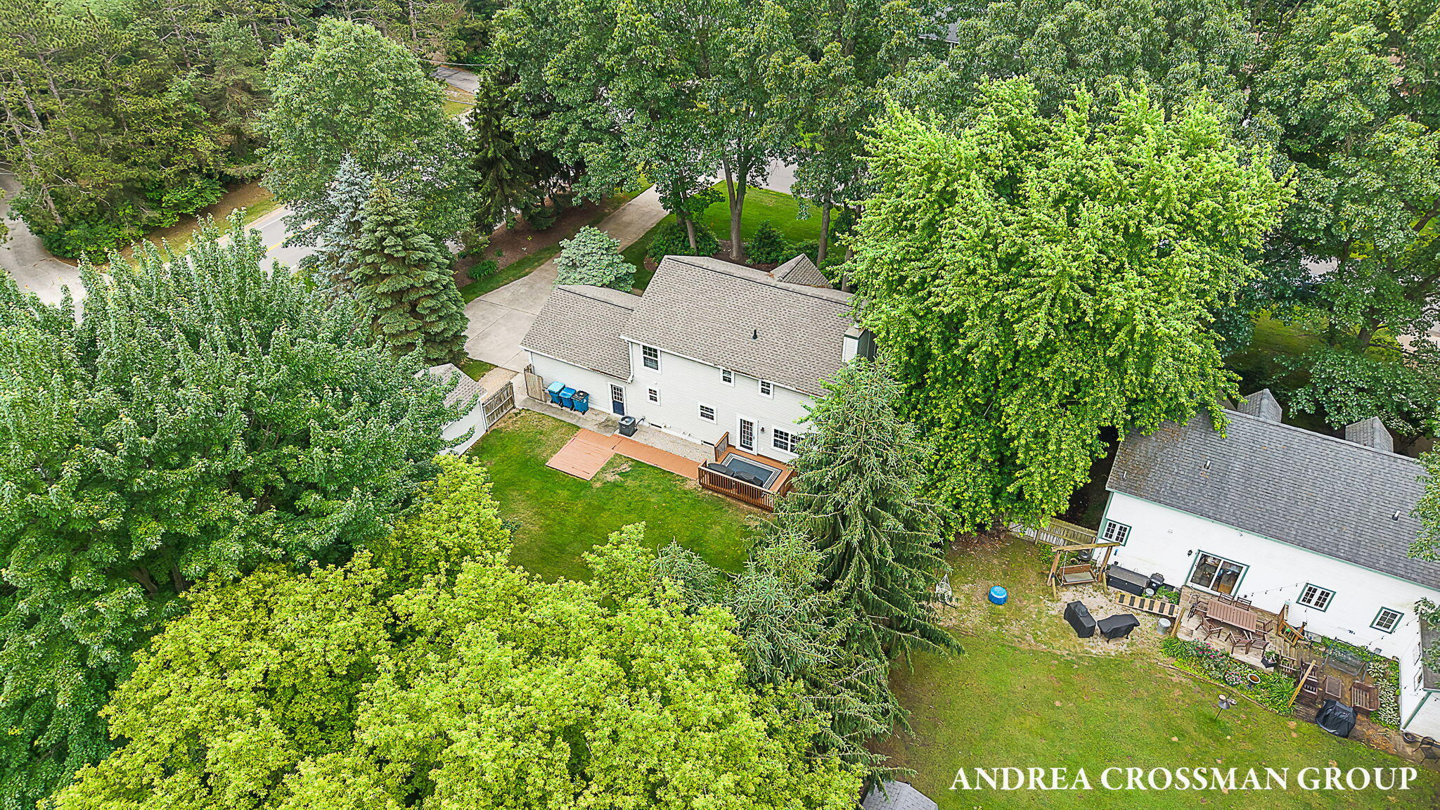 15213 Meadowwood Drive