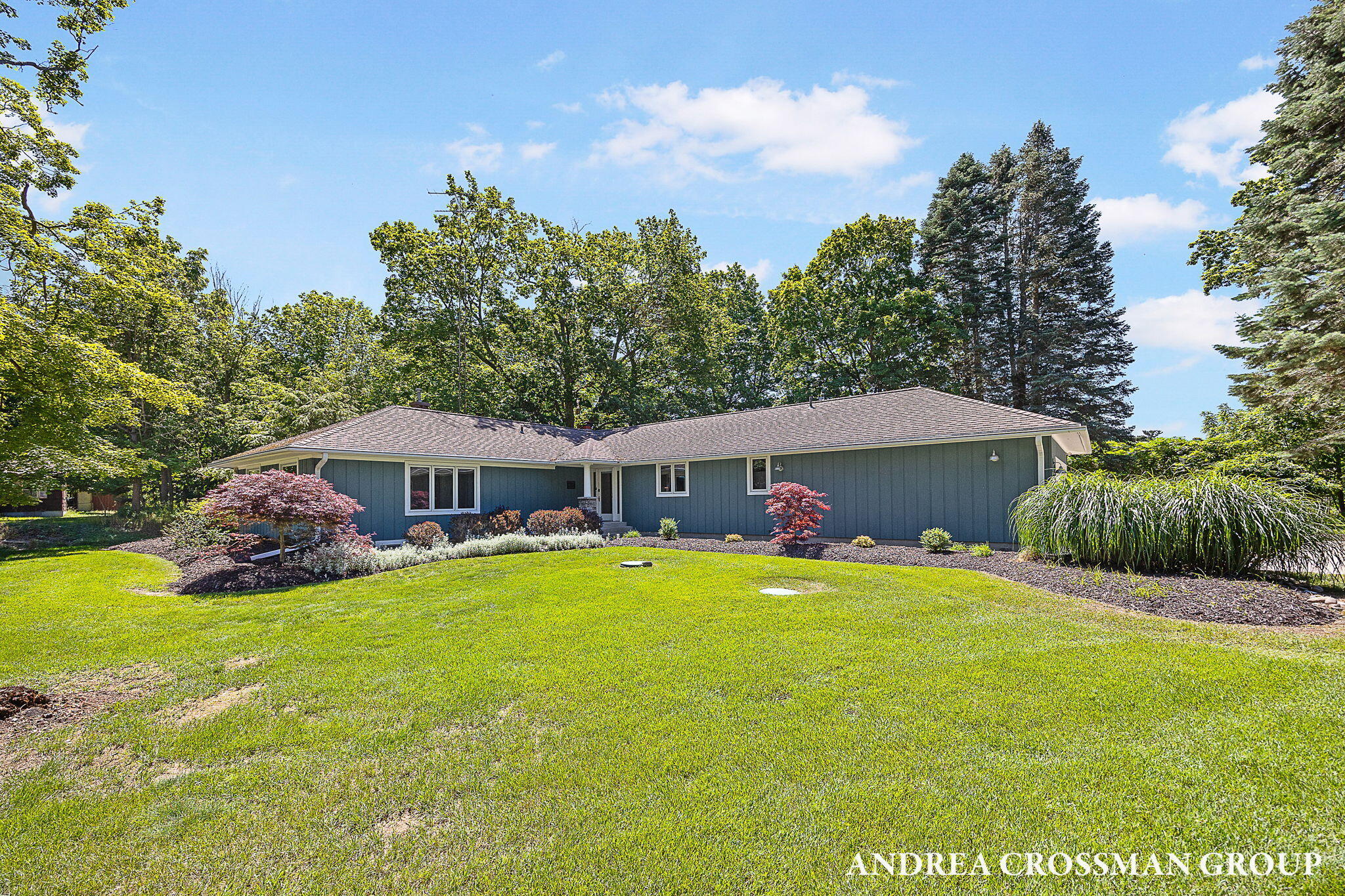 2056 Lakeshore Drive