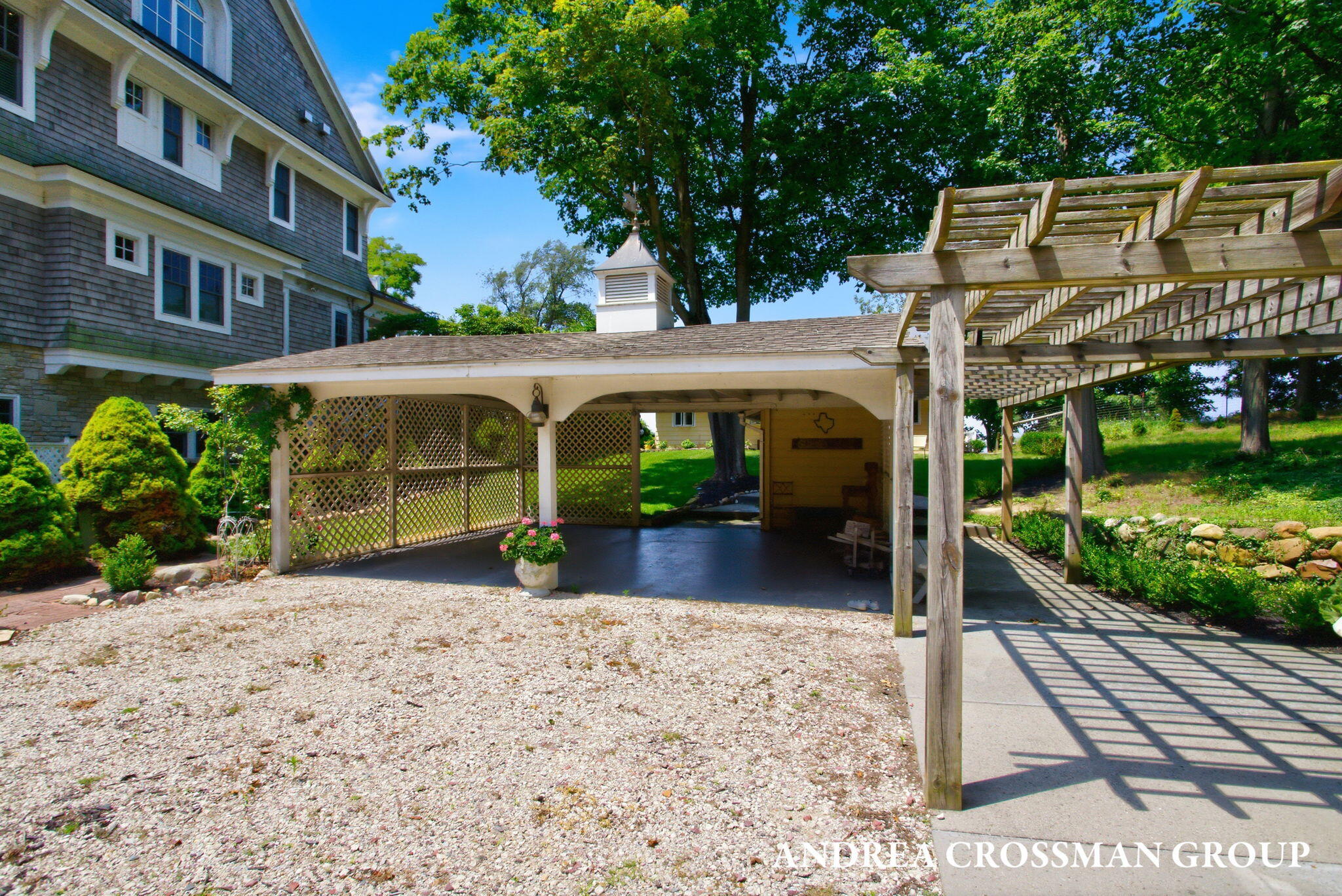 2086 Ryder Road