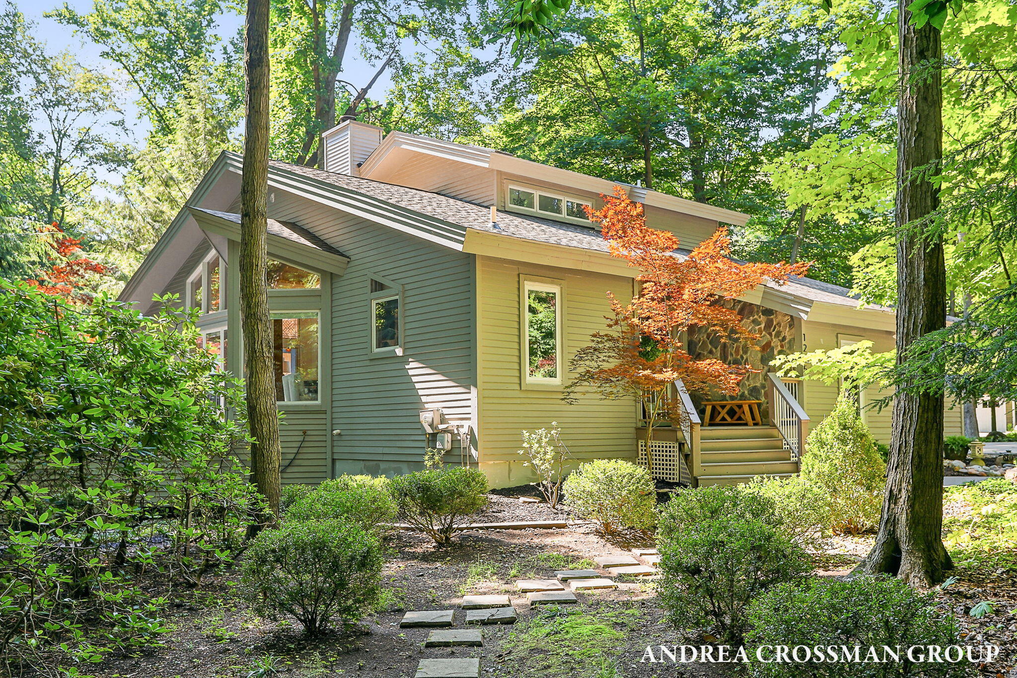 1215 Ash Drive