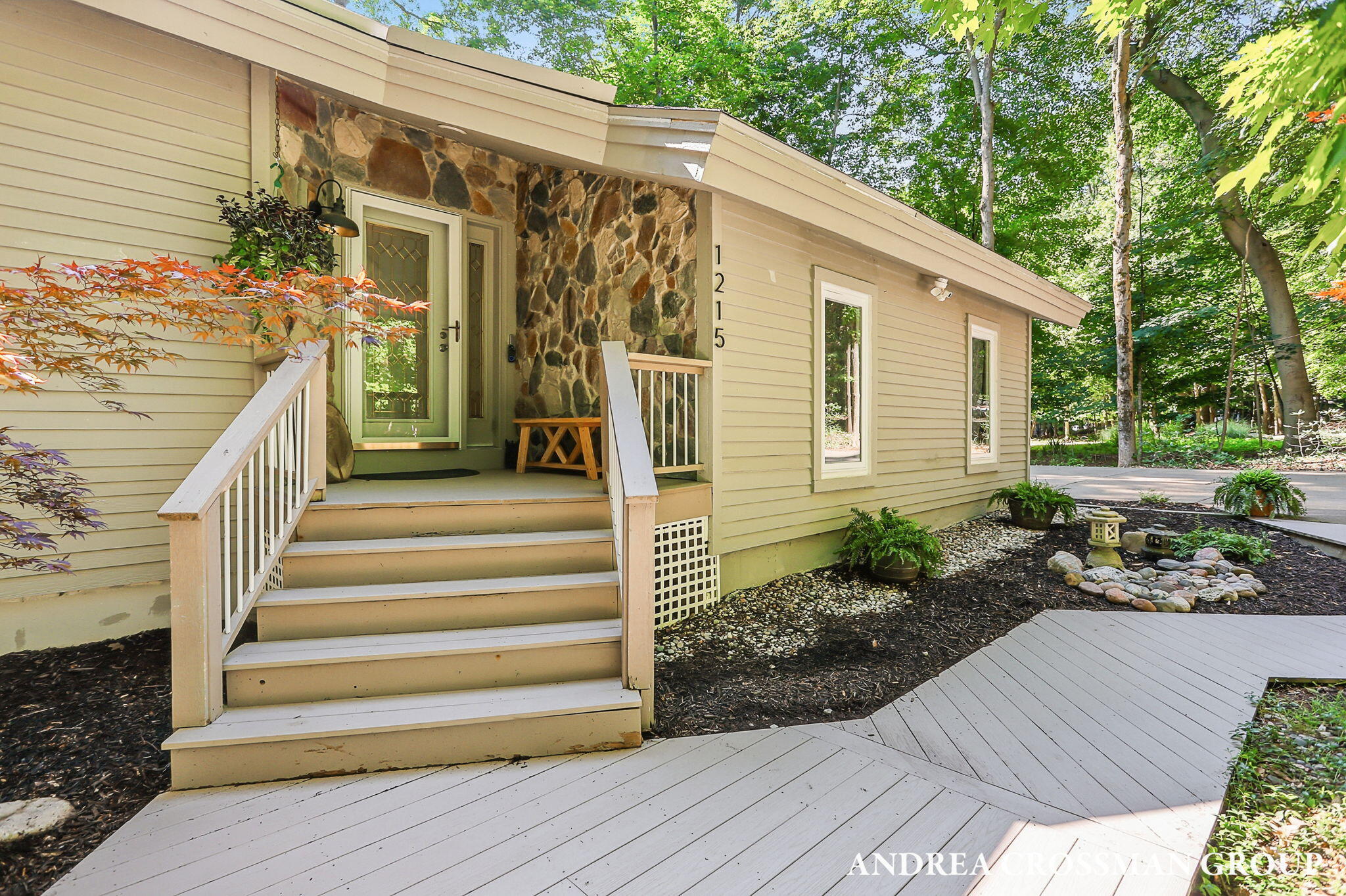 1215 Ash Drive