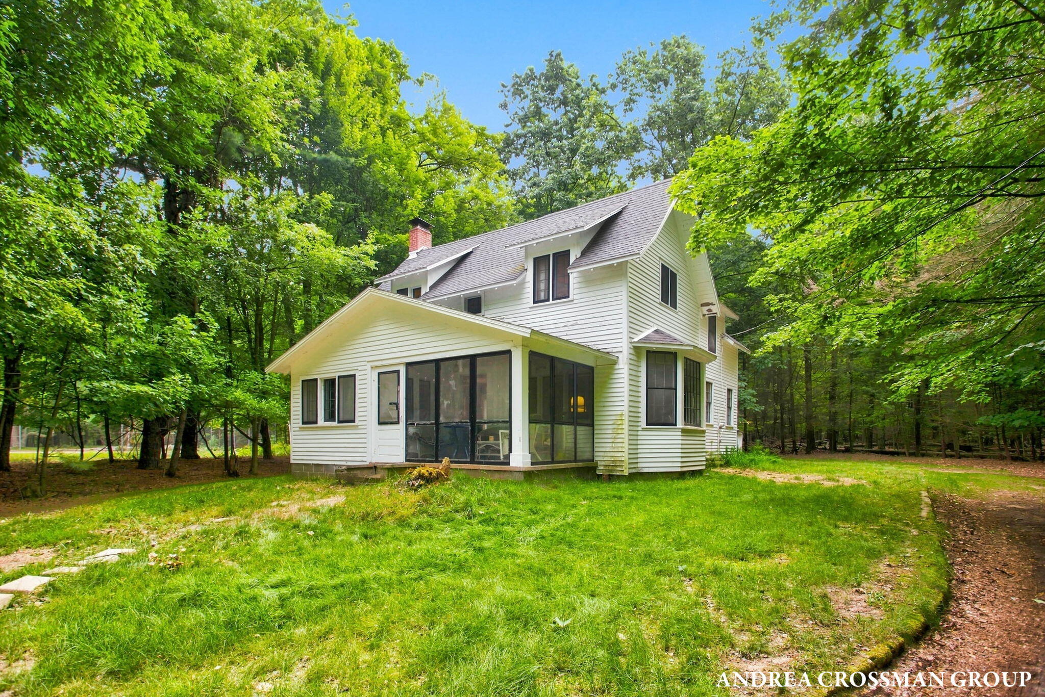 5045 N Ridge Road