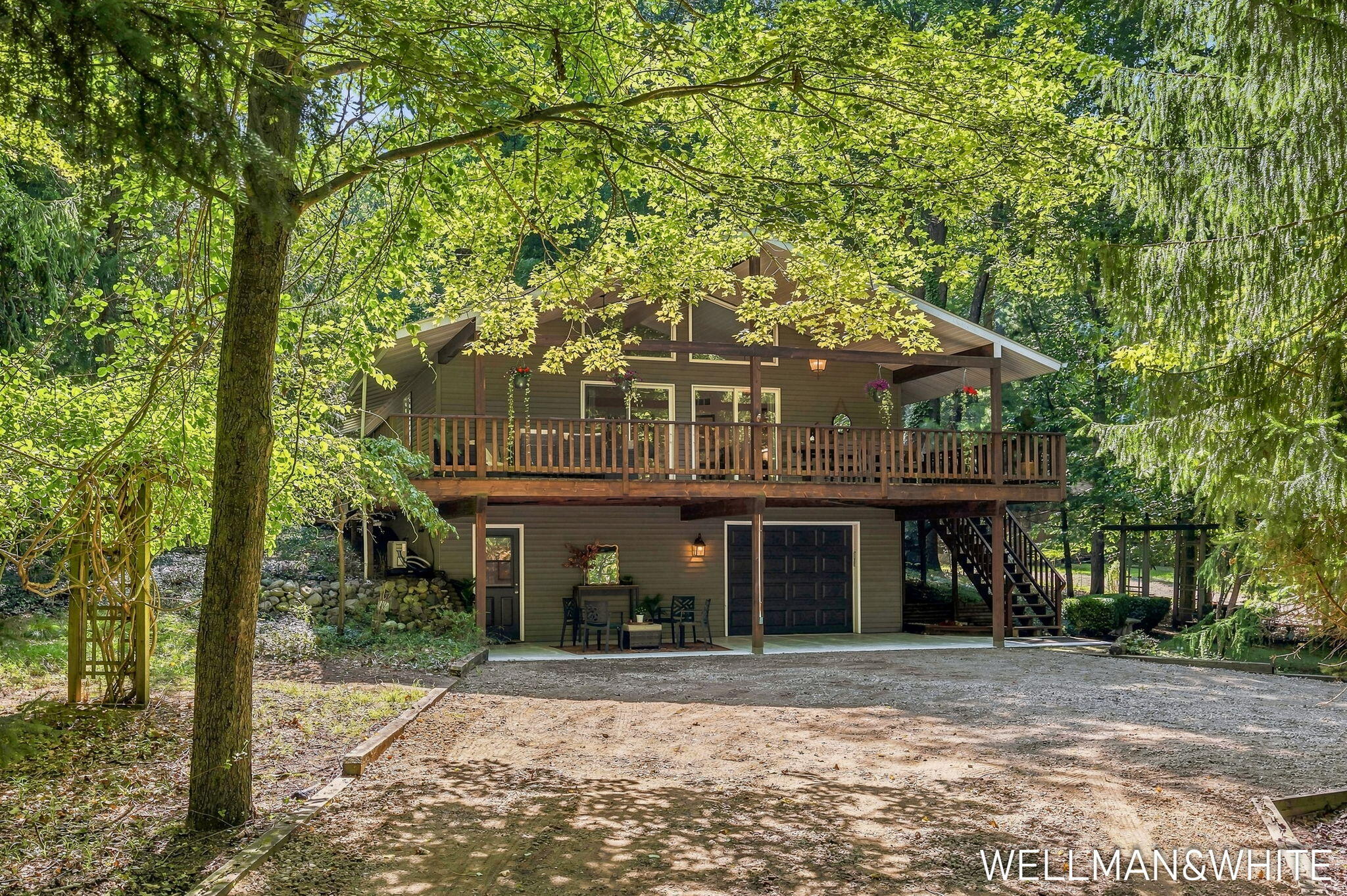 2675 Chestnut Lane