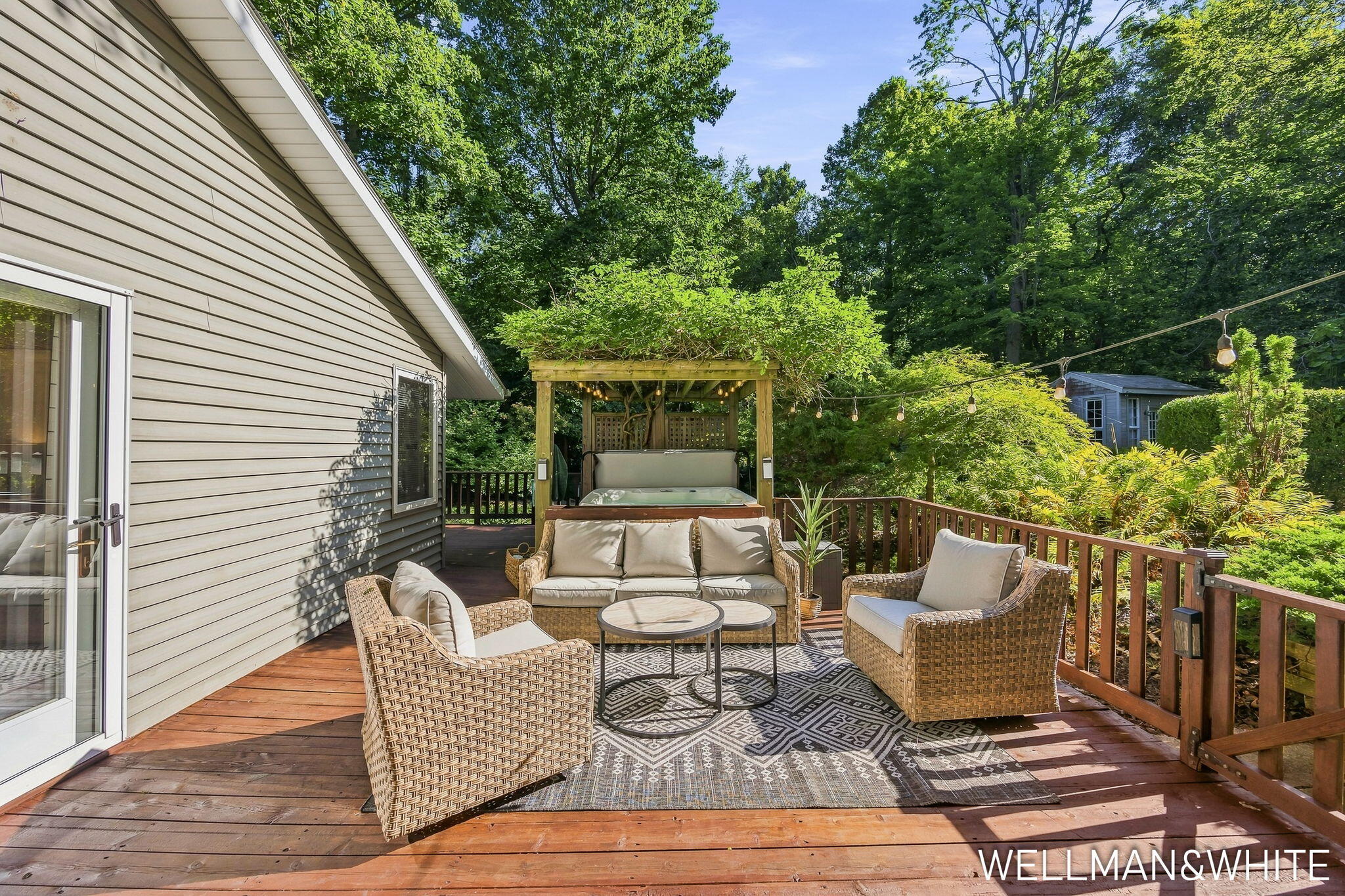 2675 Chestnut Lane