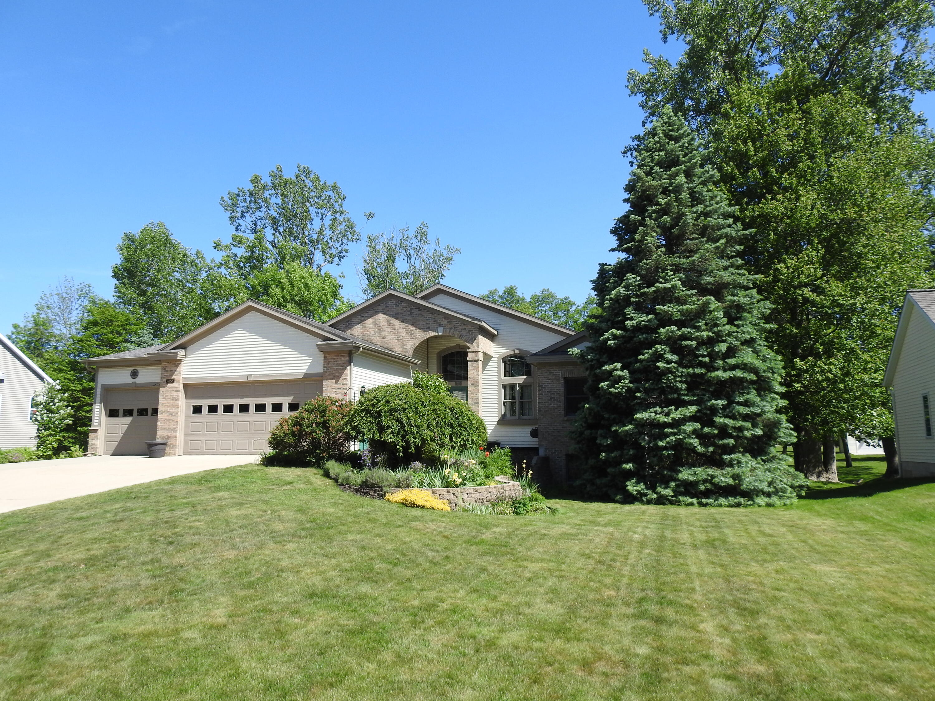 4557 Penny Lane SW