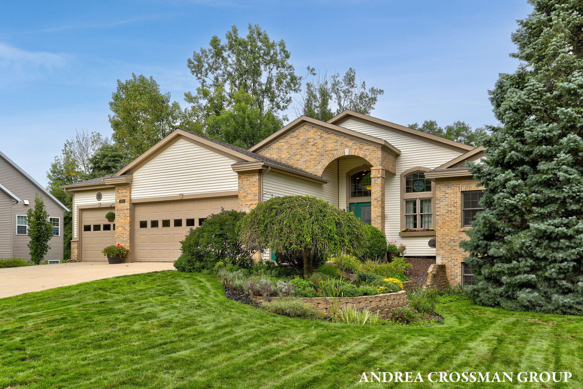 4557 Penny Lane SW