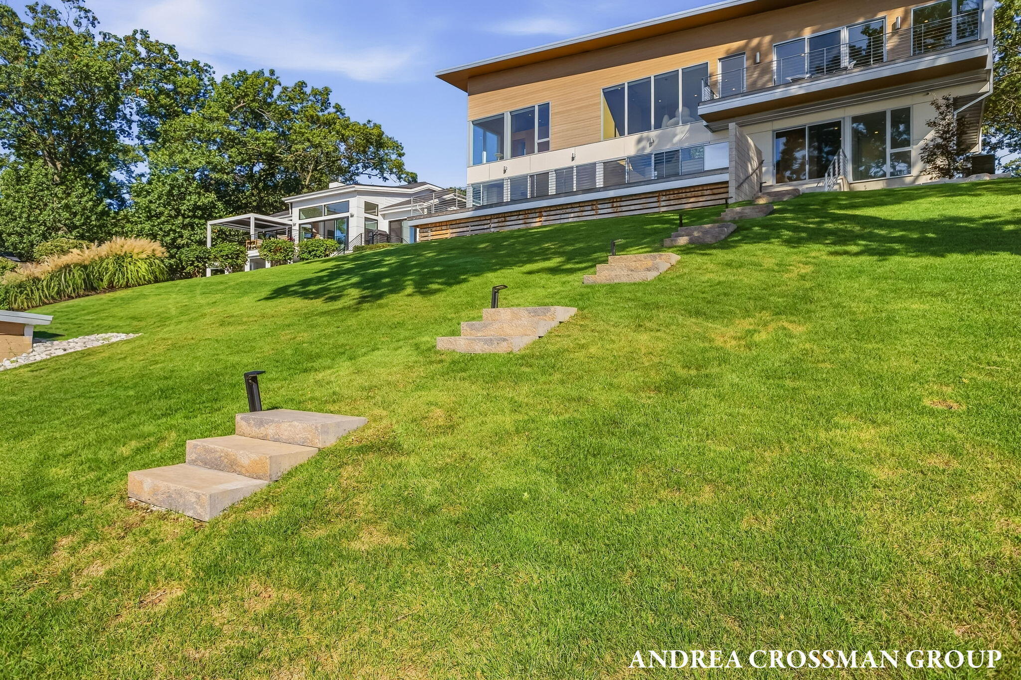 602 Lawn Avenue
