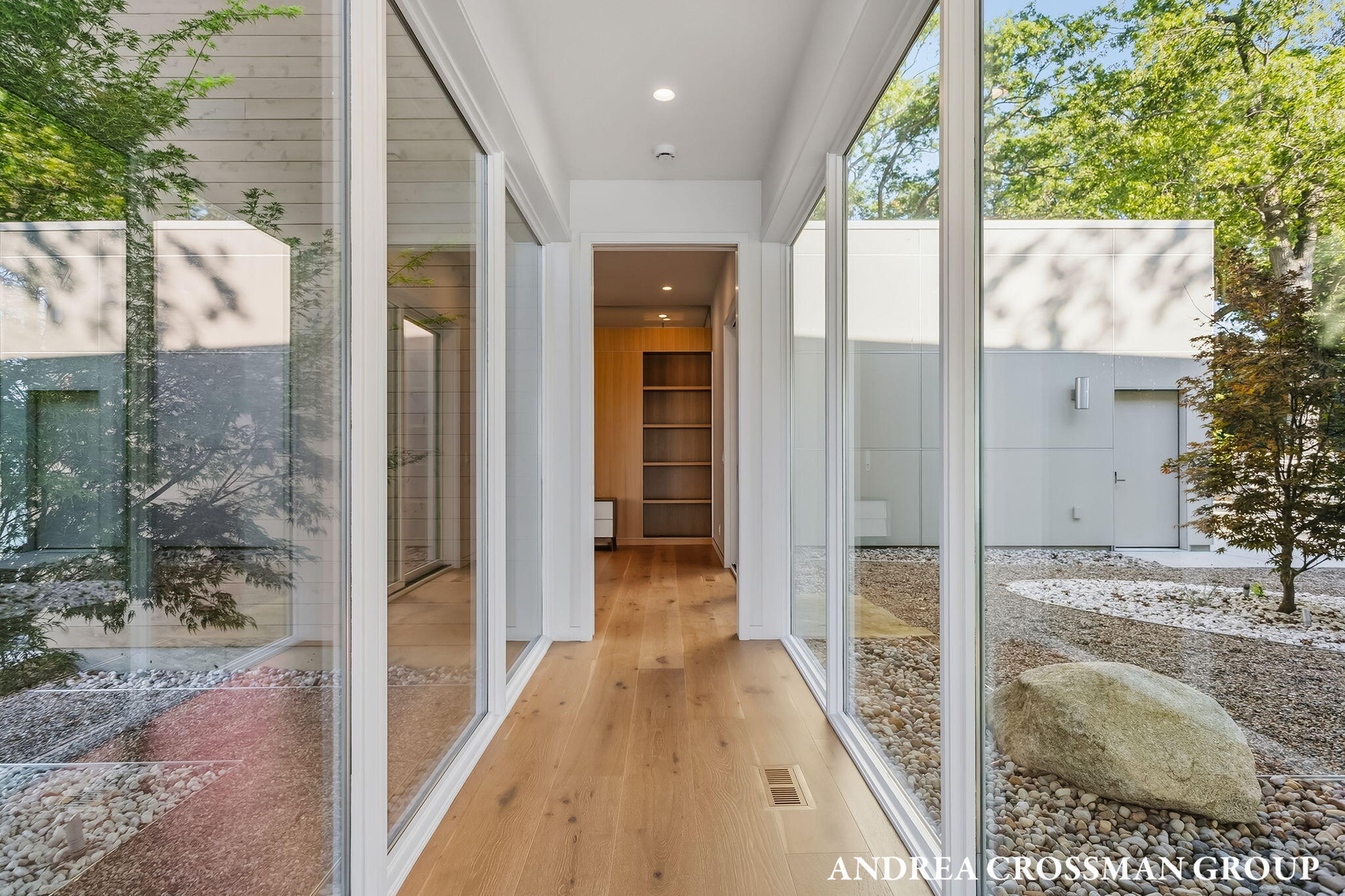 602 Lawn Avenue