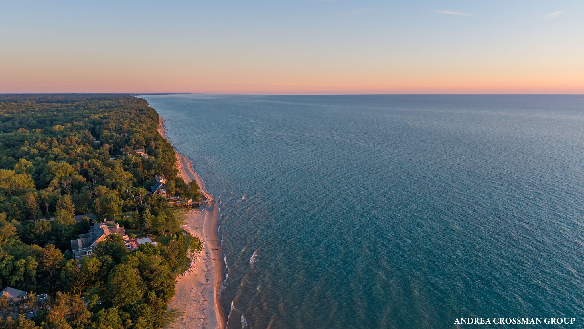 2075 Lakeshore Drive