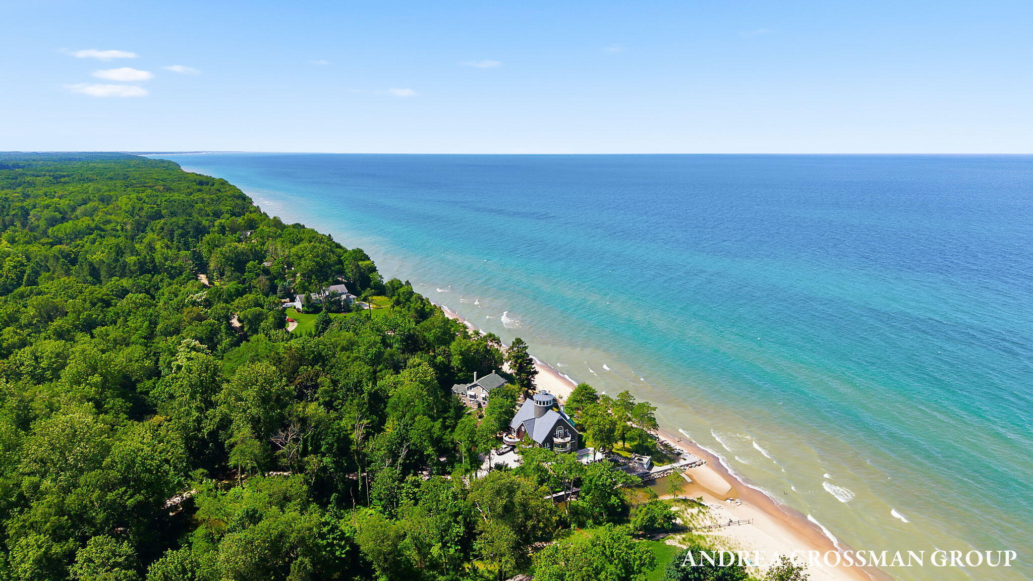 2075 Lakeshore Drive