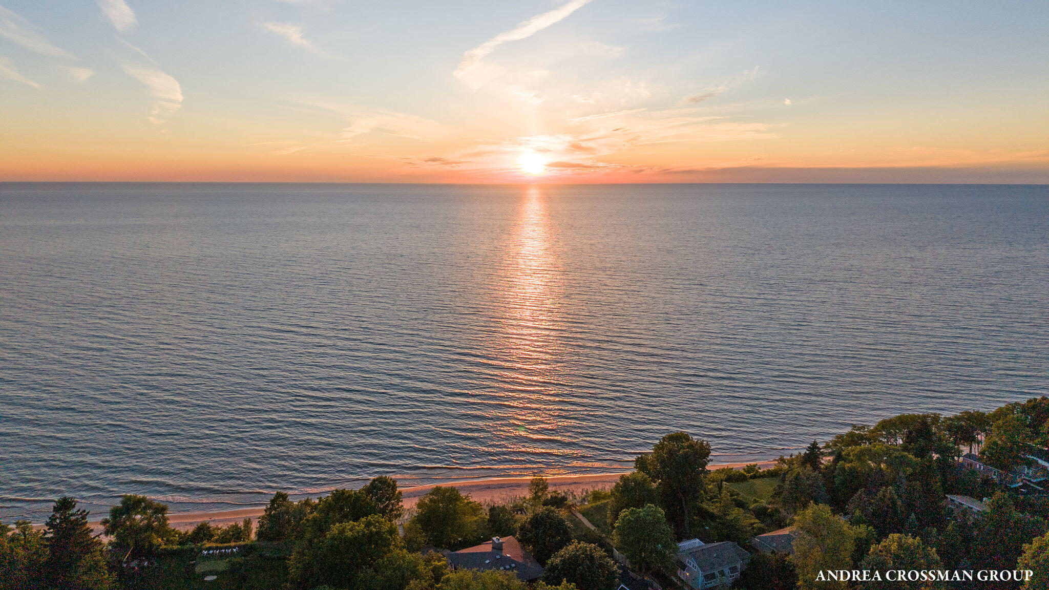 2075 Lakeshore Drive
