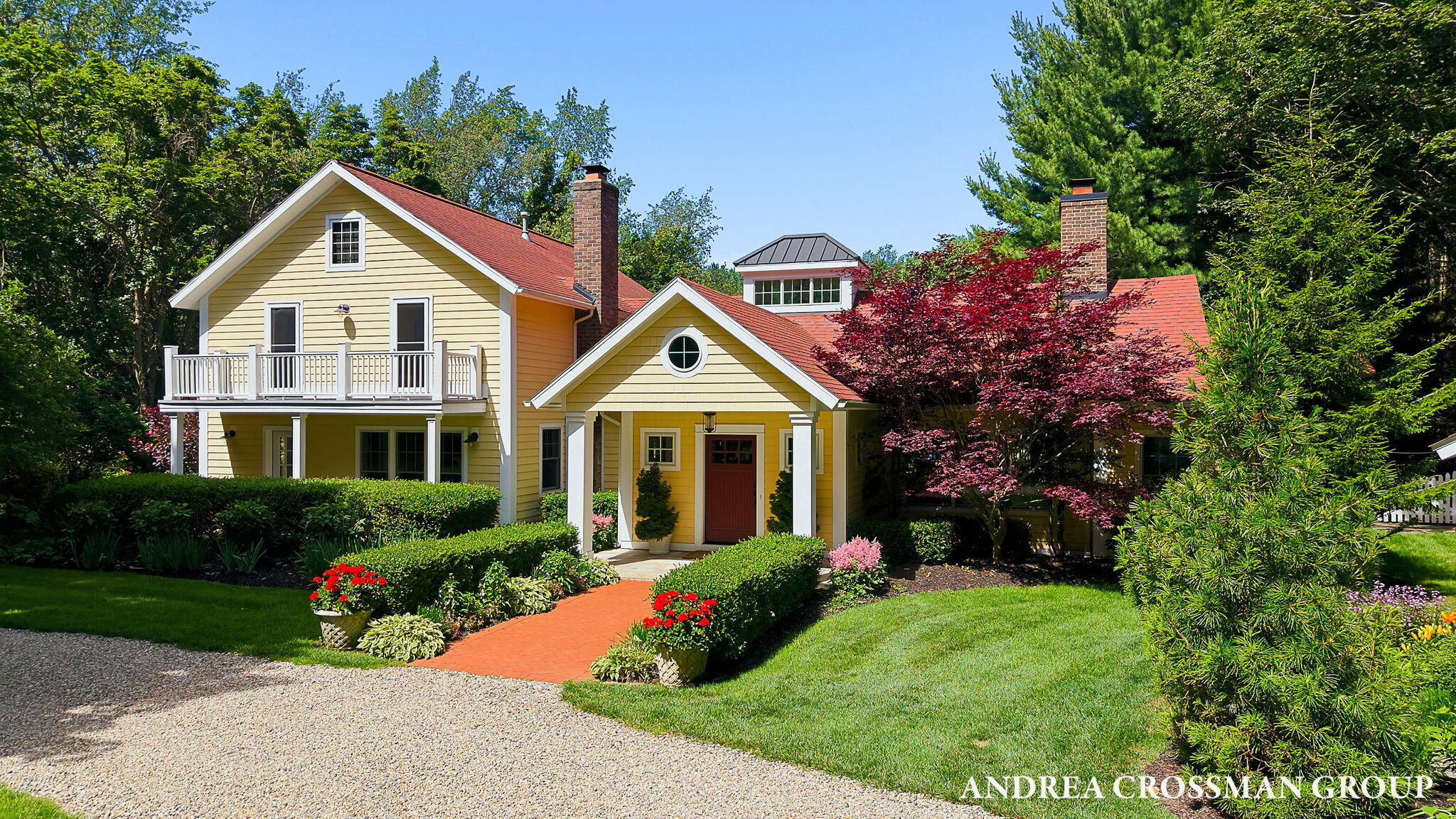 2075 Lakeshore Drive