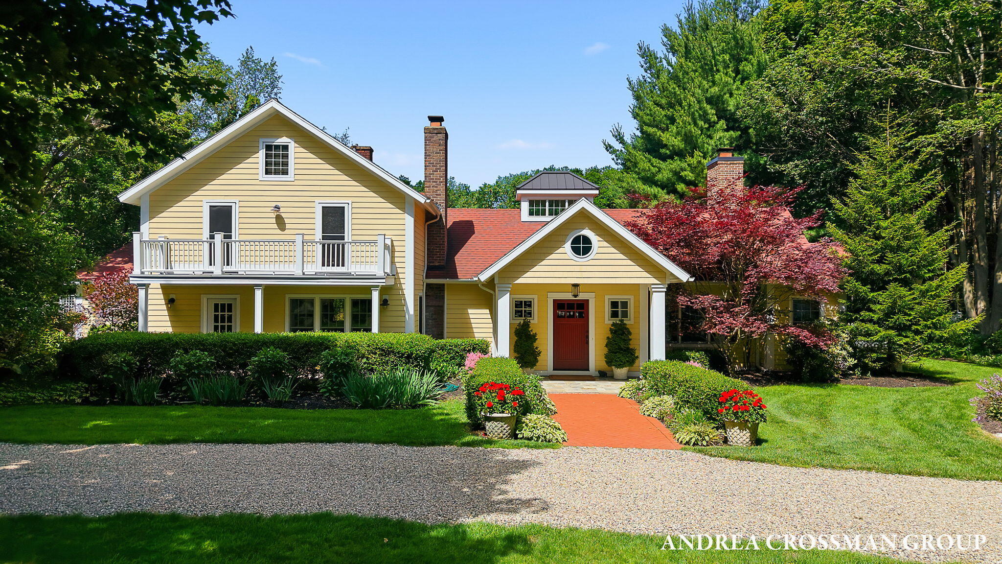 2075 Lakeshore Drive