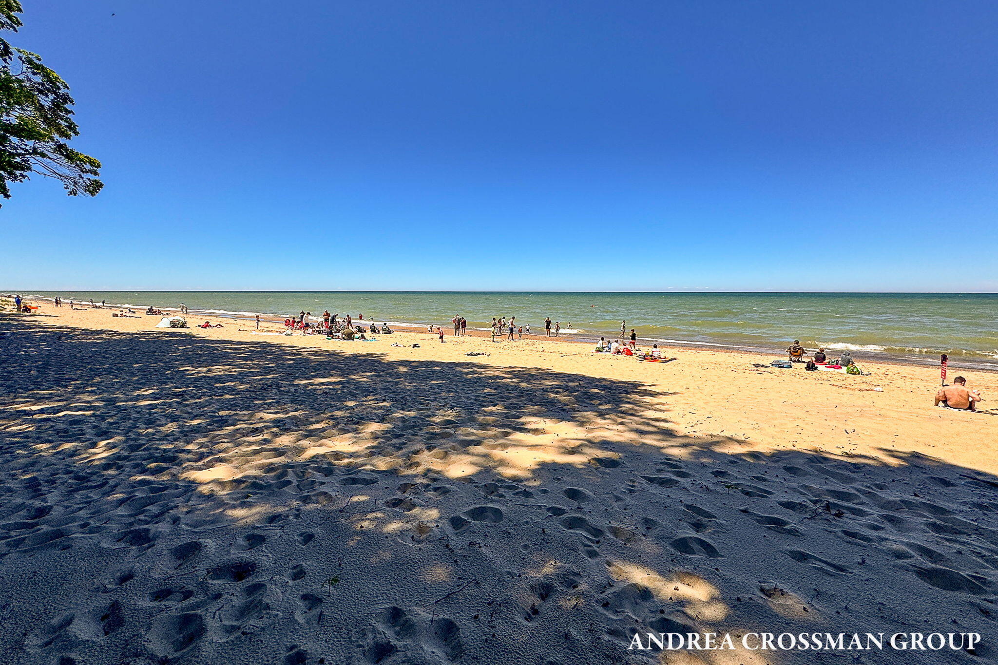 2075 Lakeshore Drive