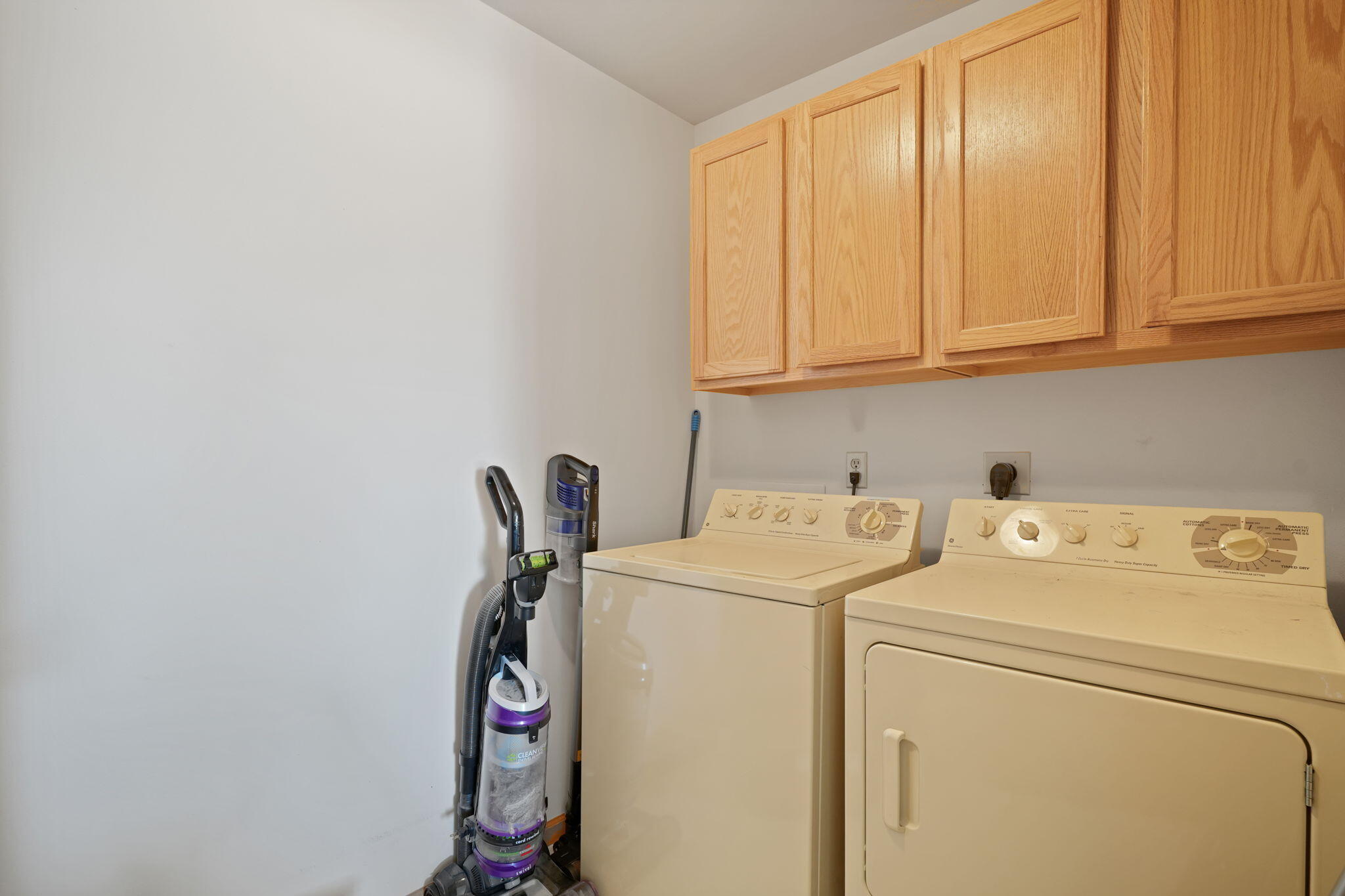 1216 N Sunnyslope Dr Unit: 206