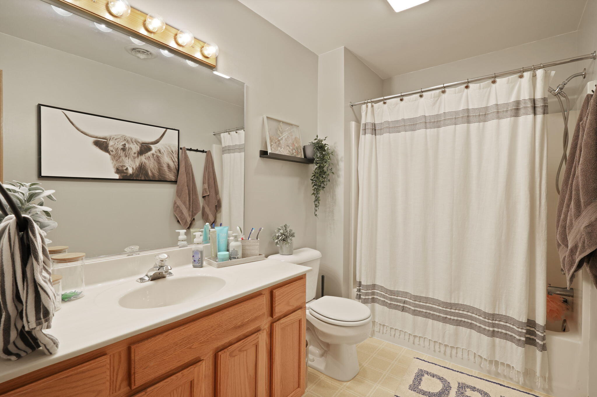 1216 N Sunnyslope Dr Unit: 206