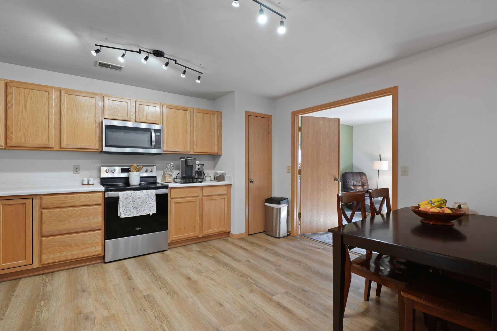 1216 N Sunnyslope Dr Unit: 206