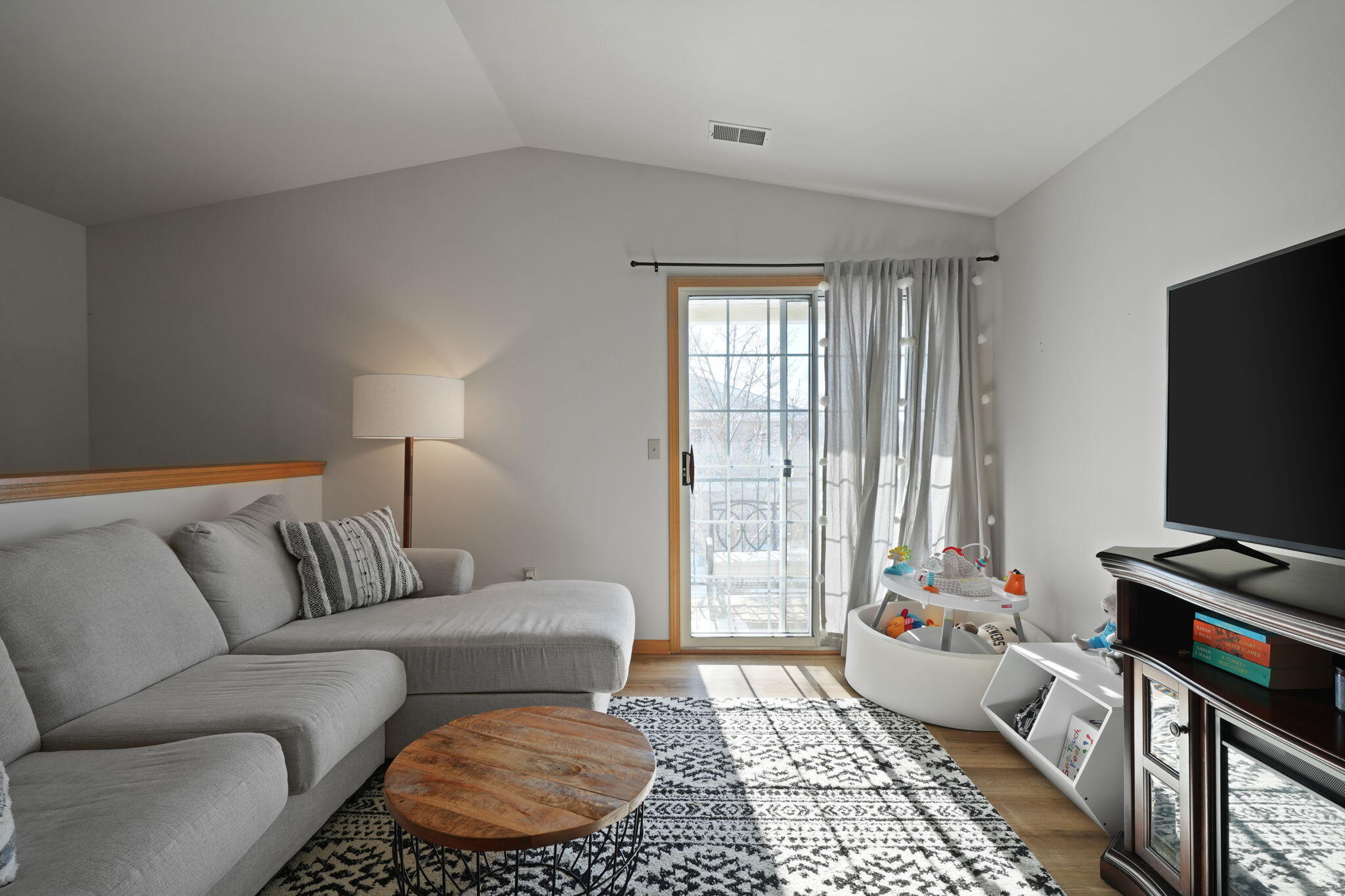 1216 N Sunnyslope Dr Unit: 206