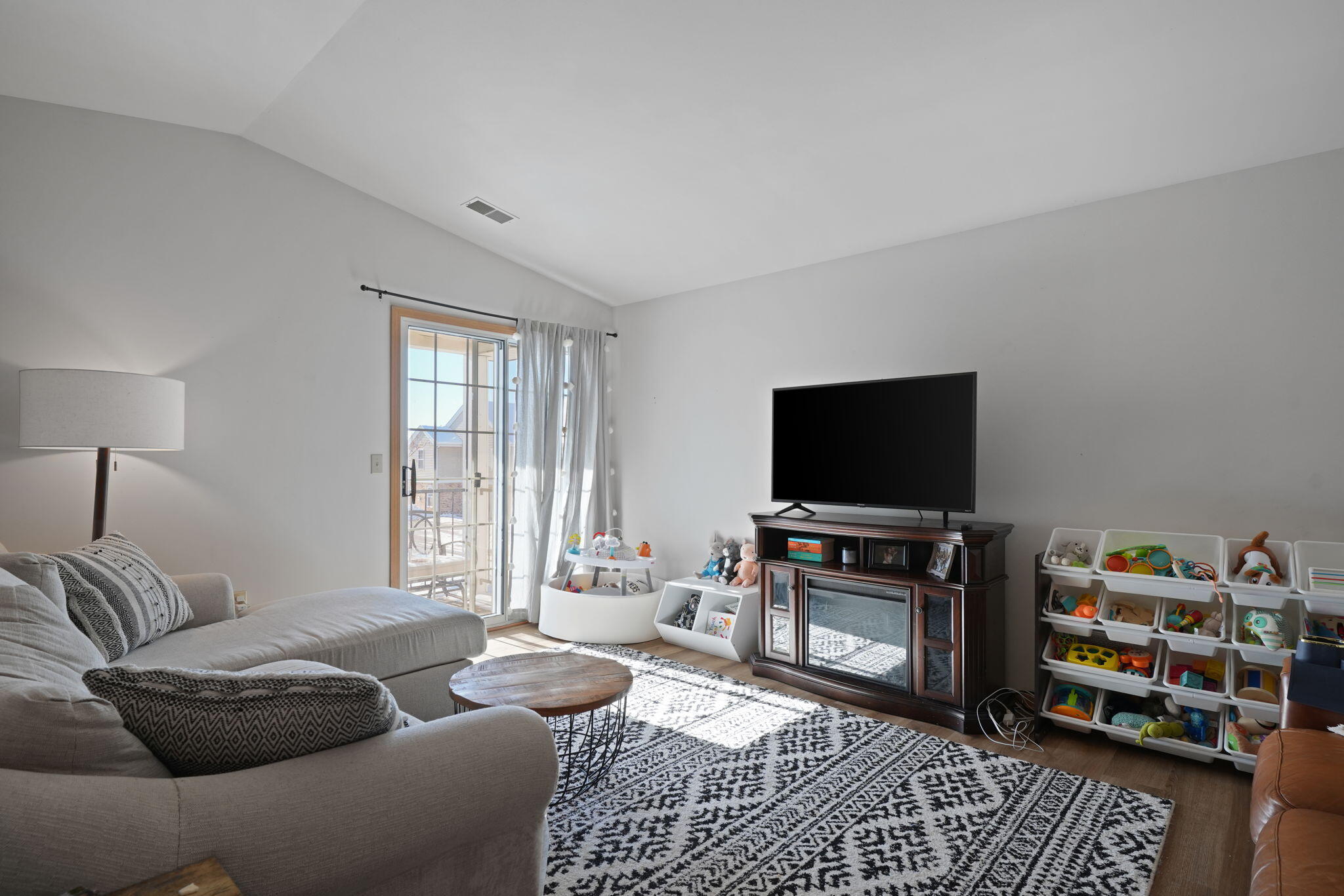 1216 N Sunnyslope Dr Unit: 206