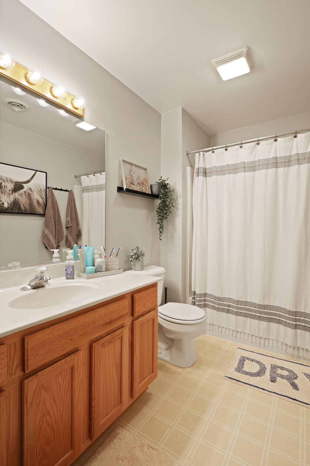 1216 N Sunnyslope Dr Unit: 206