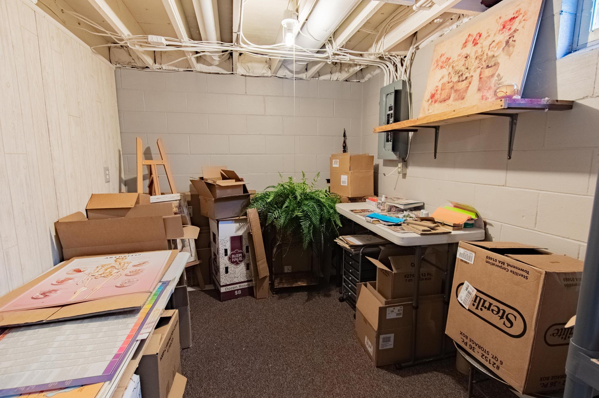 9328 Northwestern Ave