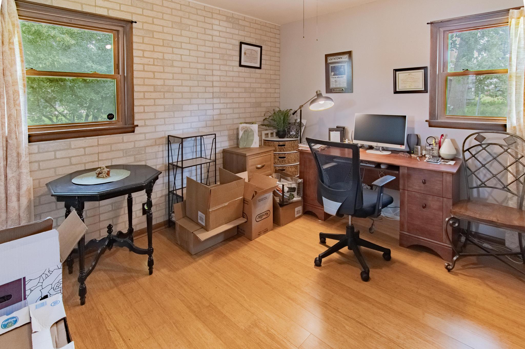 9328 Northwestern Ave