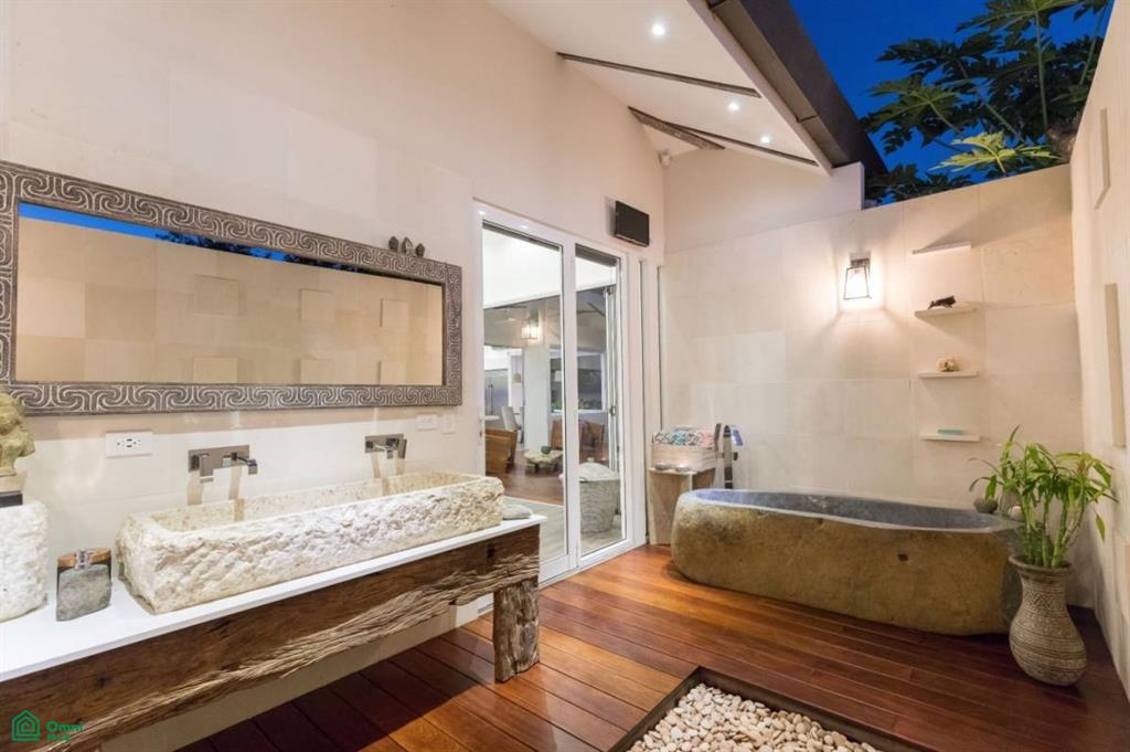 Luxury Villa in Escaleras, Dominical, Bahia Ballena,Osa, Puntarenas , Bahía Ballena, Osa, Puntarenas