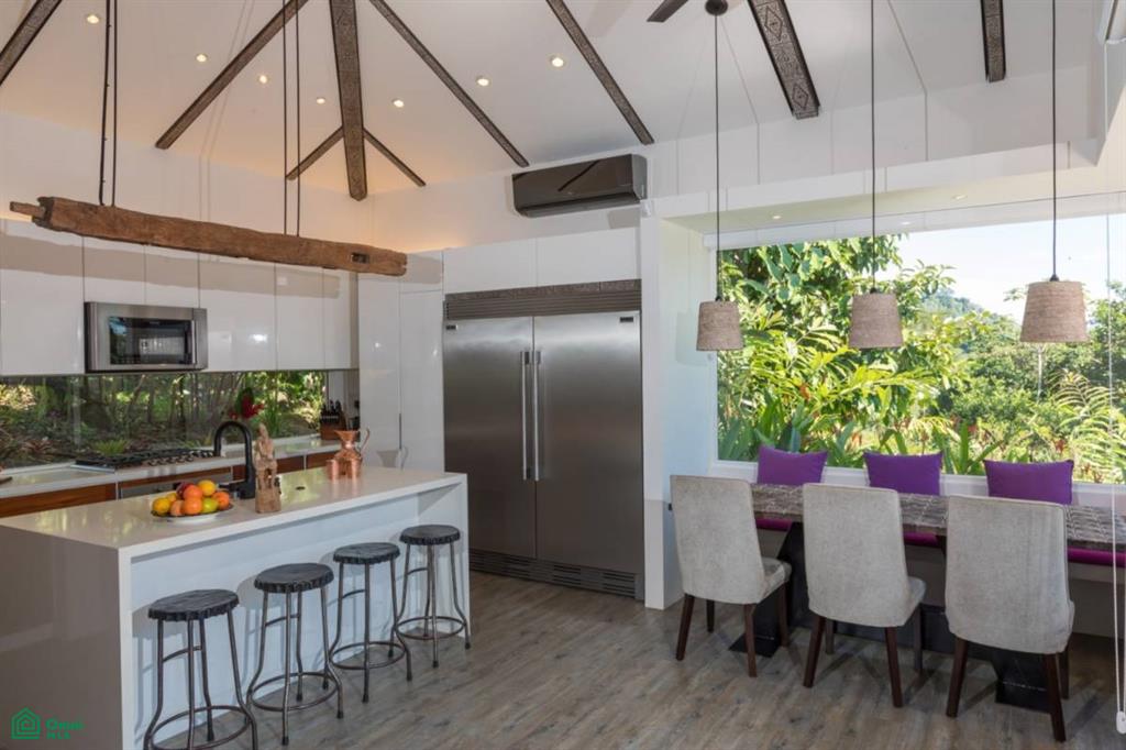 Luxury Villa in Escaleras, Dominical, Bahia Ballena,Osa, Puntarenas , Bahía Ballena, Osa, Puntarenas