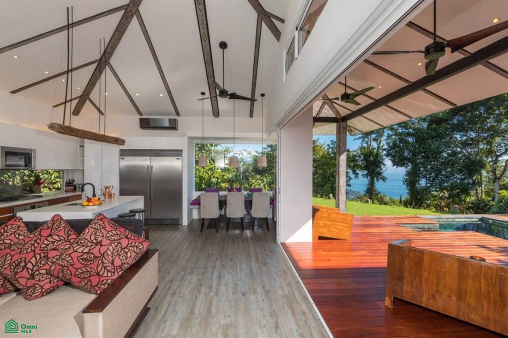 Luxury Villa in Escaleras, Dominical, Bahia Ballena,Osa, Puntarenas , Bahía Ballena, Osa, Puntarenas