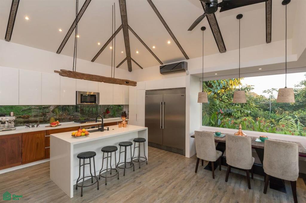 Luxury Villa in Escaleras, Dominical, Bahia Ballena,Osa, Puntarenas , Bahía Ballena, Osa, Puntarenas