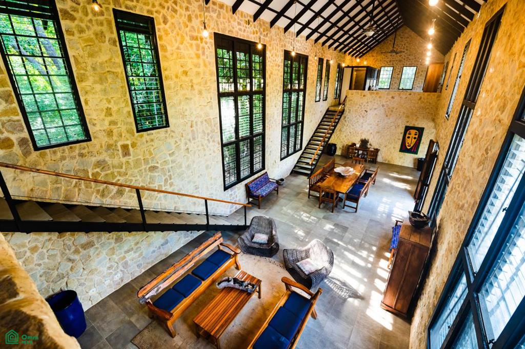 Tropical Stone Villa | Tambor