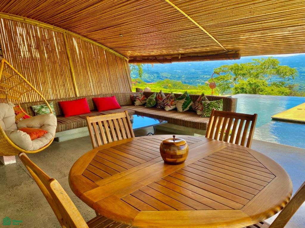 Glass Farmhouse , Atenas, Atenas, Alajuela