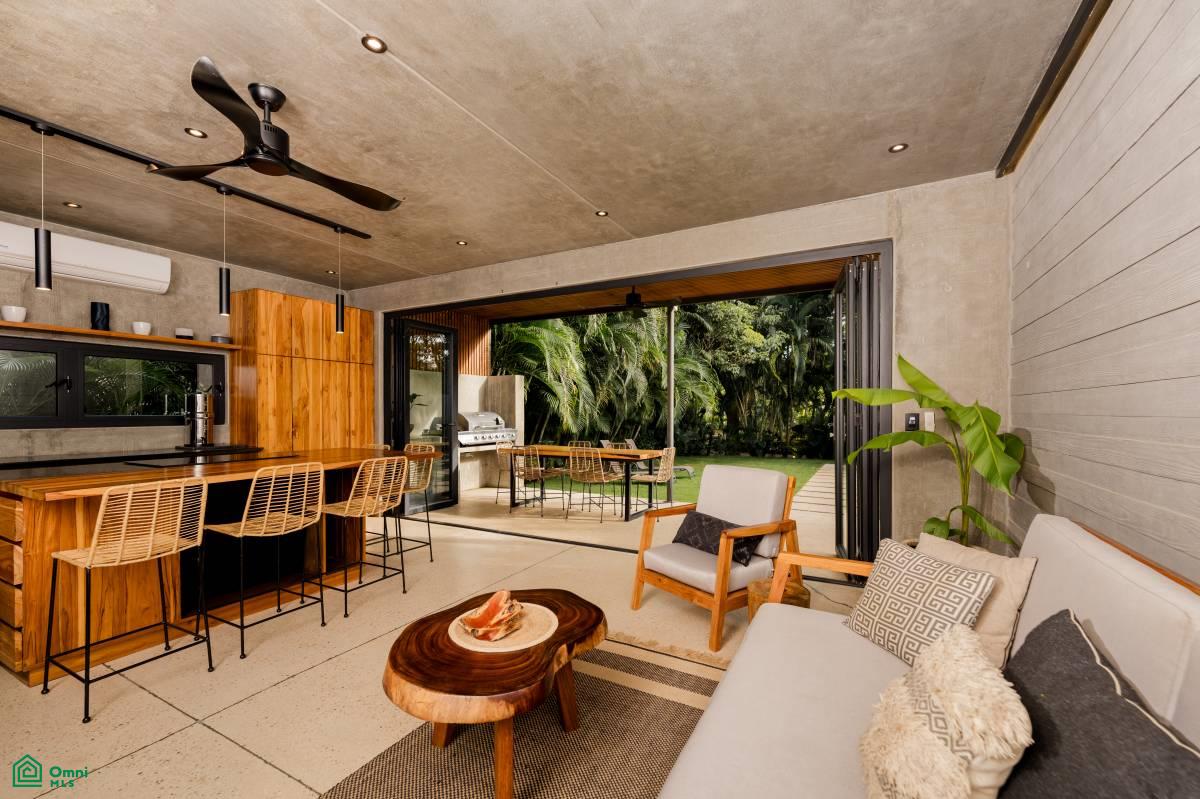 Cozy Home Minutes From the Beach , Tamarindo, Santa Cruz, Guanacaste