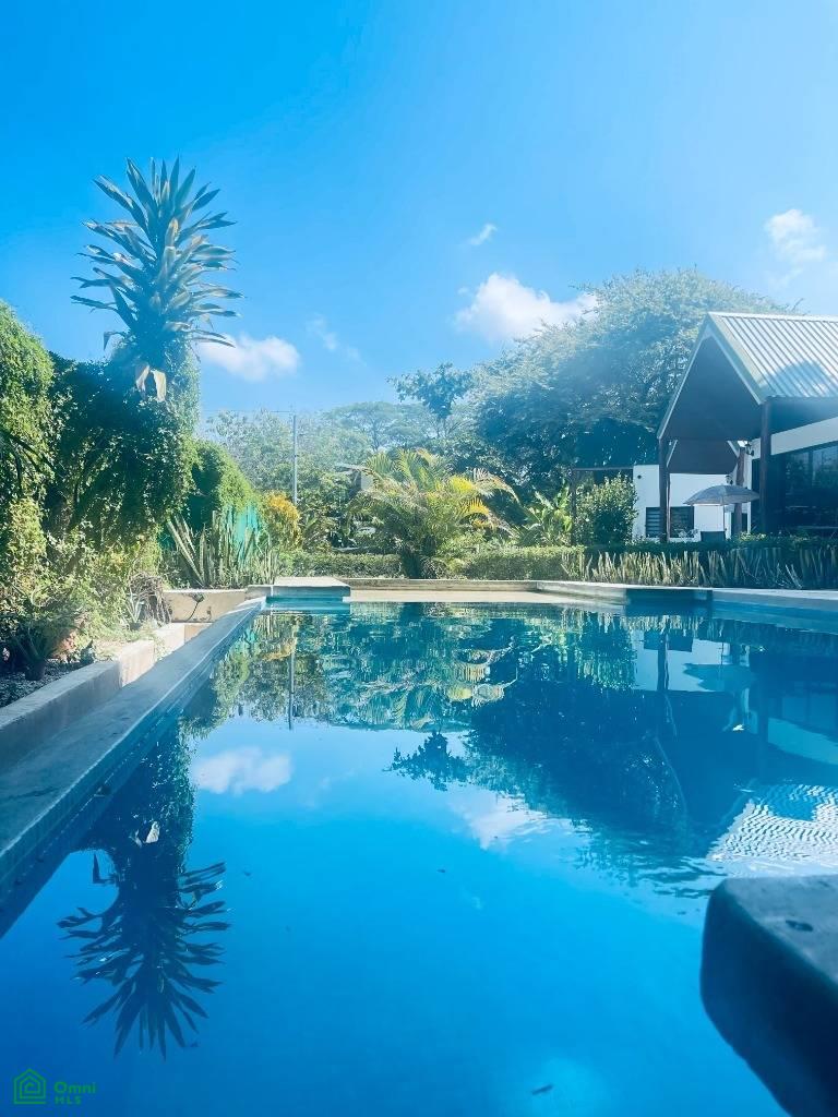 Villas Cabuya , Cóbano (C. M. D.)