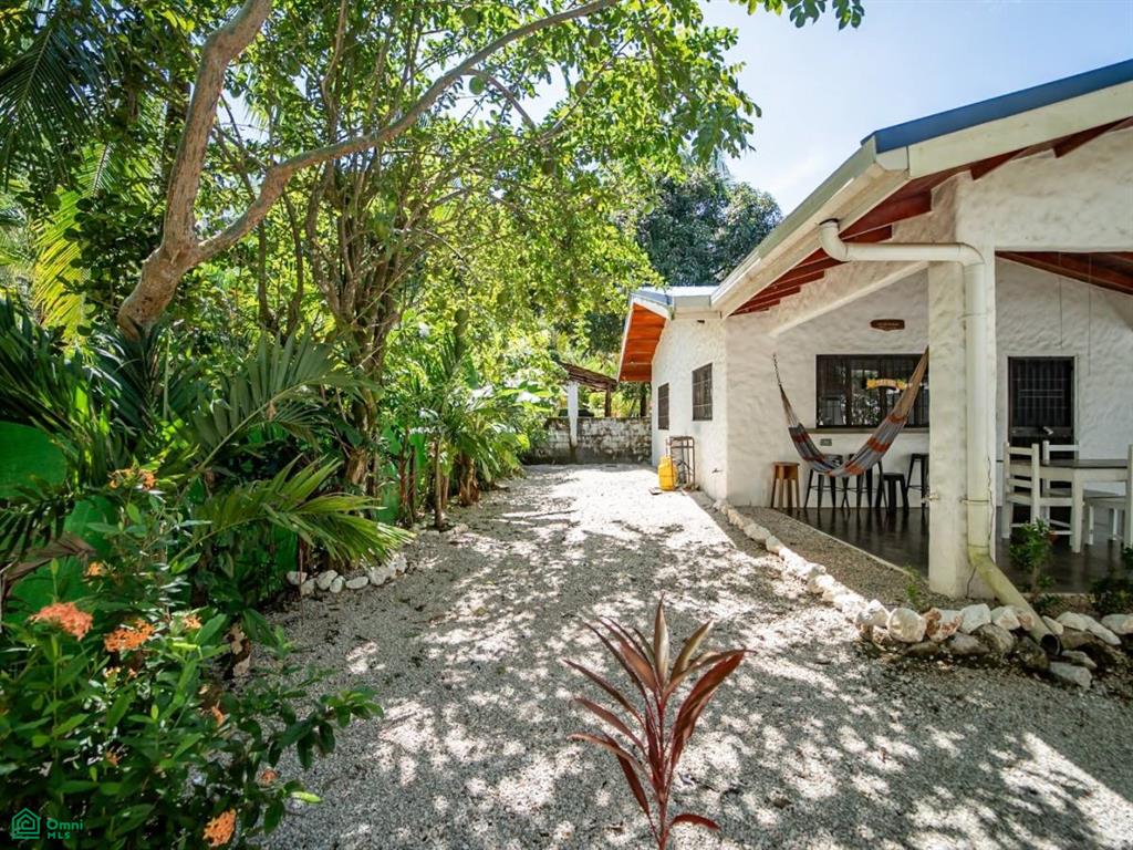 Casa Azul , Sámara, Guanacaste