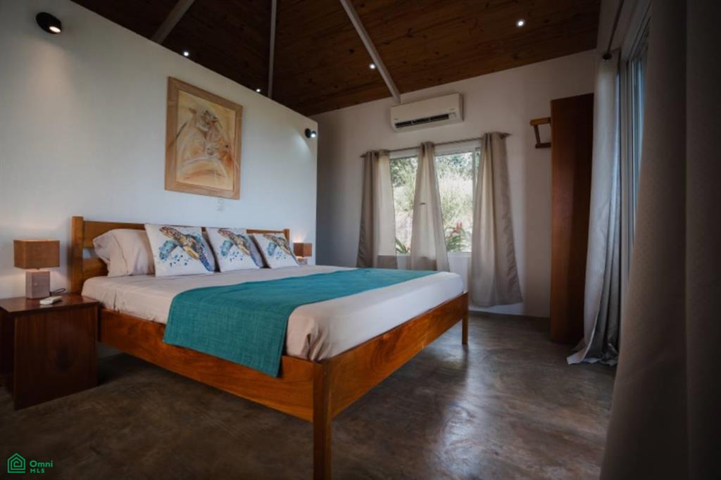 Hotel Las Estrellas / Santo Domingo , Sámara, Guanacaste