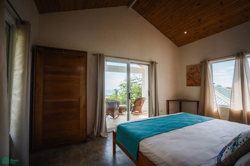 Hotel Las Estrellas / Santo Domingo , Sámara, Guanacaste