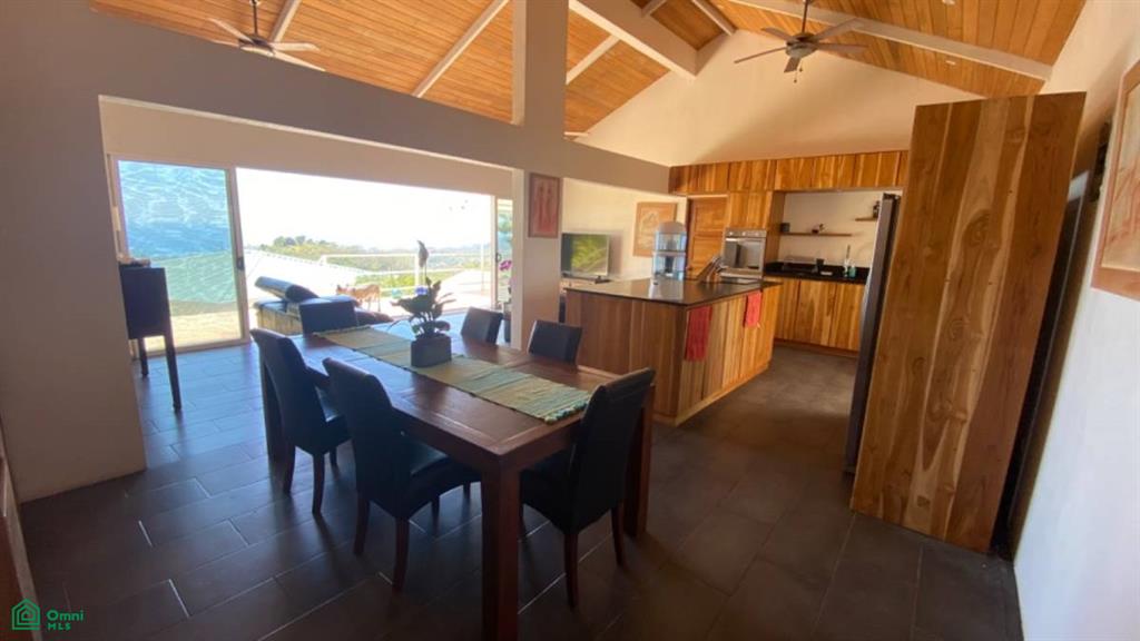 Hotel Las Estrellas / Santo Domingo , Sámara, Guanacaste