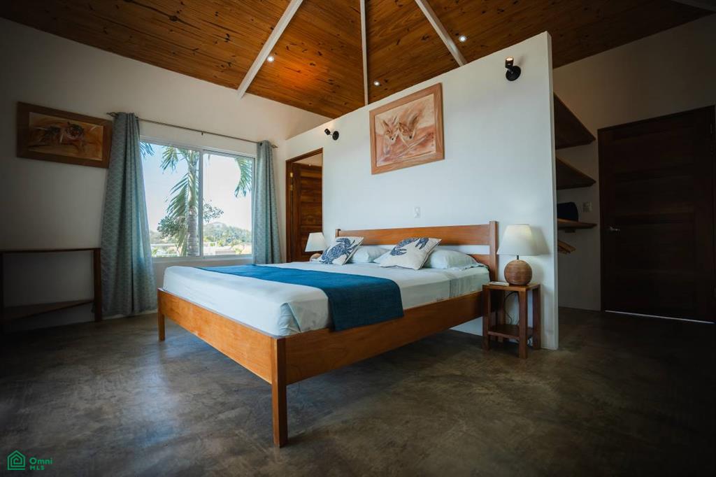 Hotel Las Estrellas / Santo Domingo , Sámara, Guanacaste