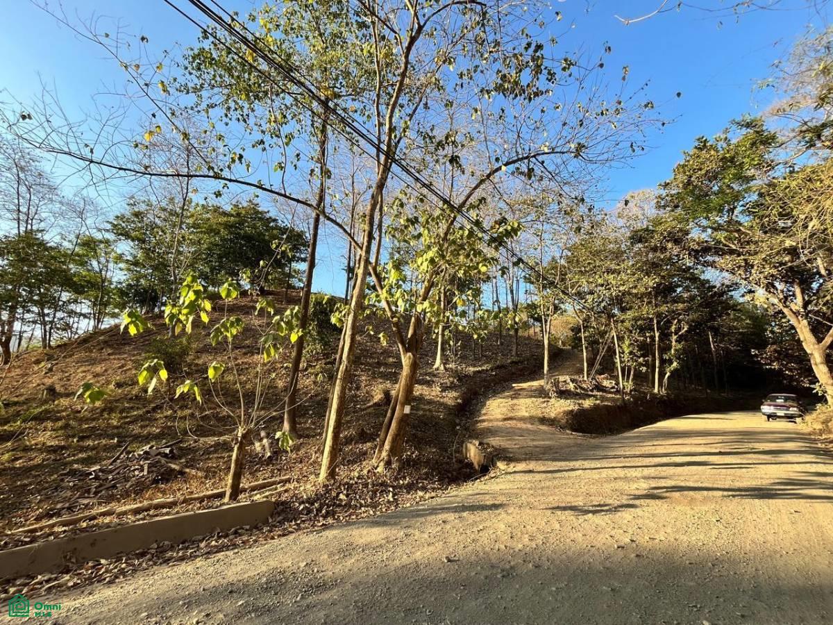 Large River Lot 1.75 acre in Camaronal